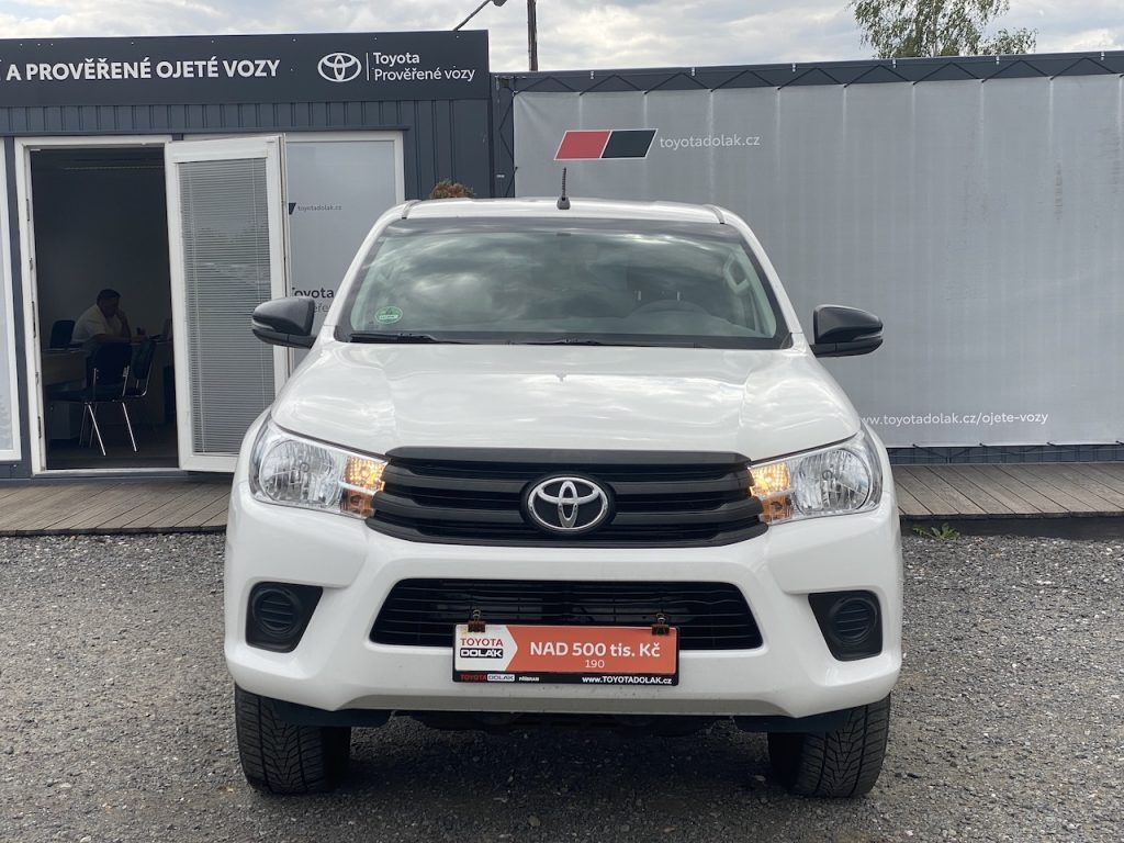 Toyota Hilux, 2.4D, ČR, Live, tažné - fotka 3