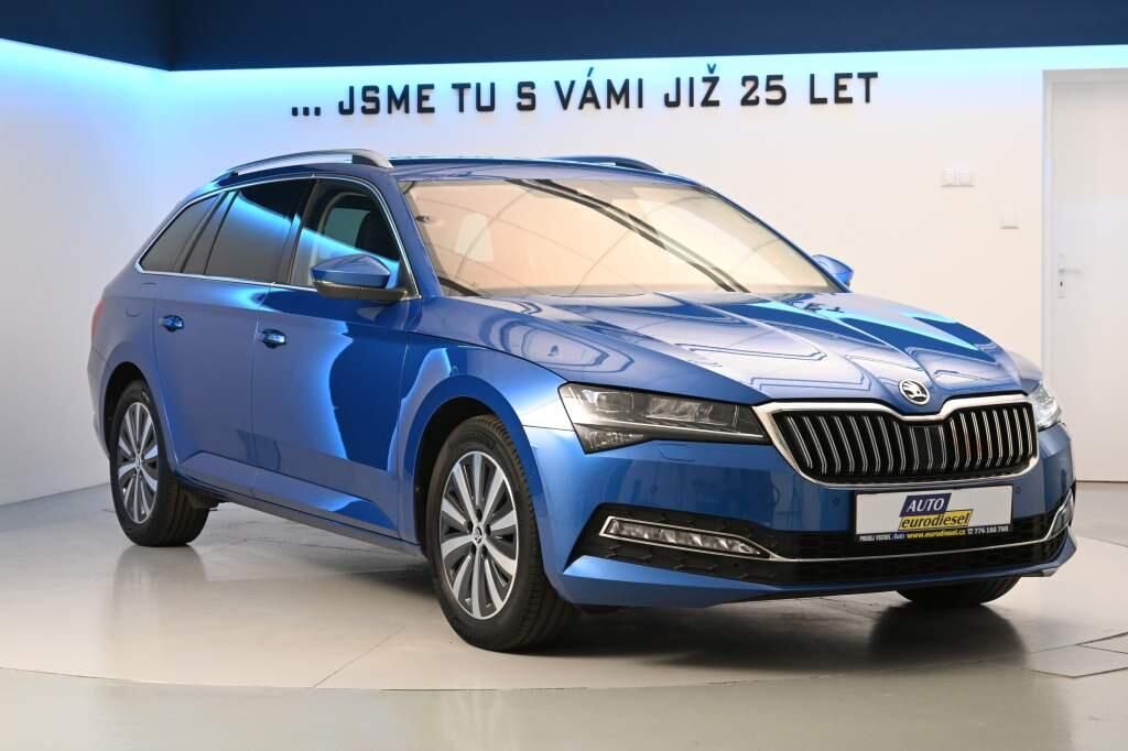 Škoda Superb, 2.0 DSG STYLE Matrix LED VIRTU - fotka 4