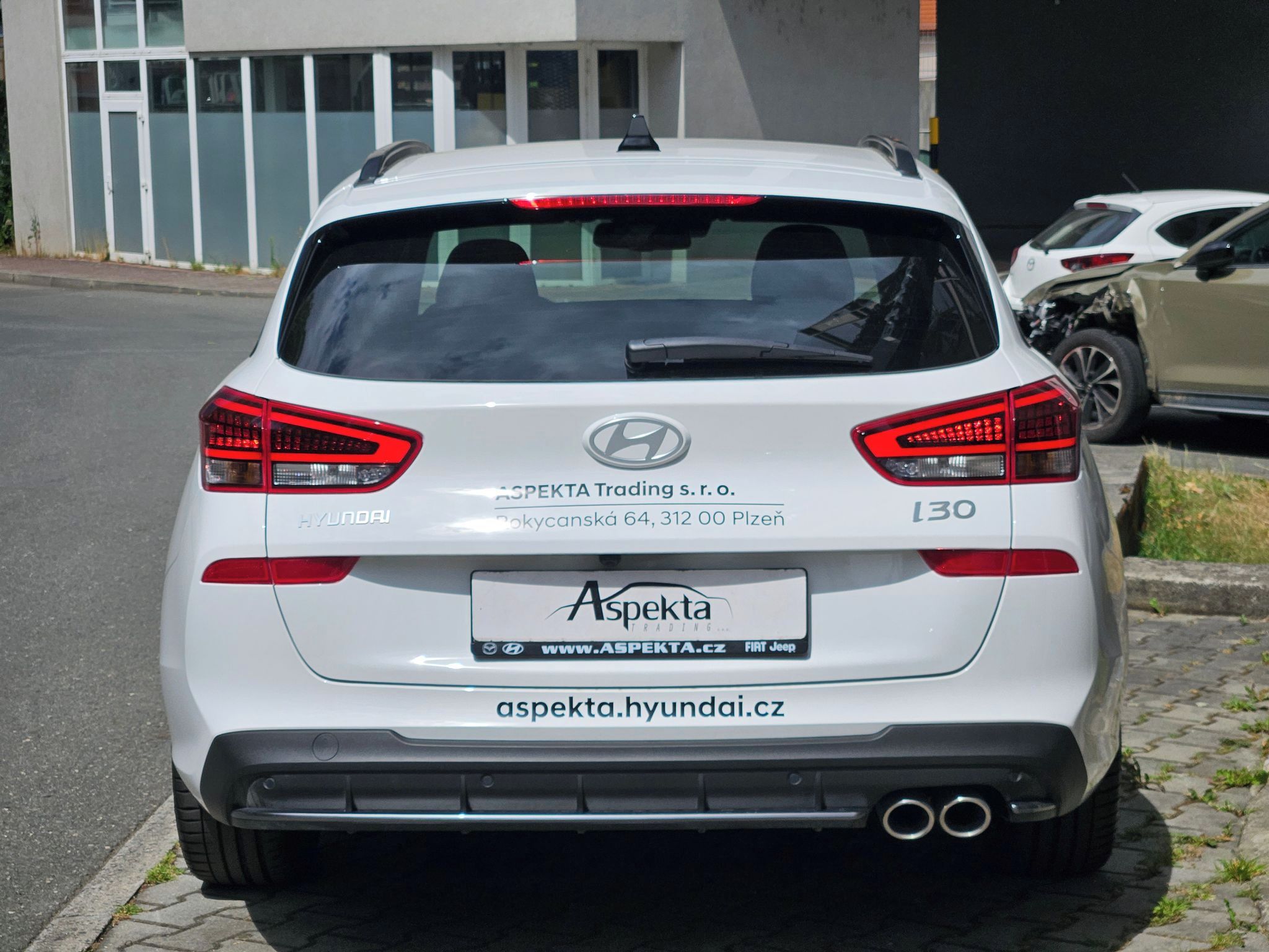 Hyundai i30, 1,6 T-GDi 110kW, N-Line, 1.maj - fotka 4