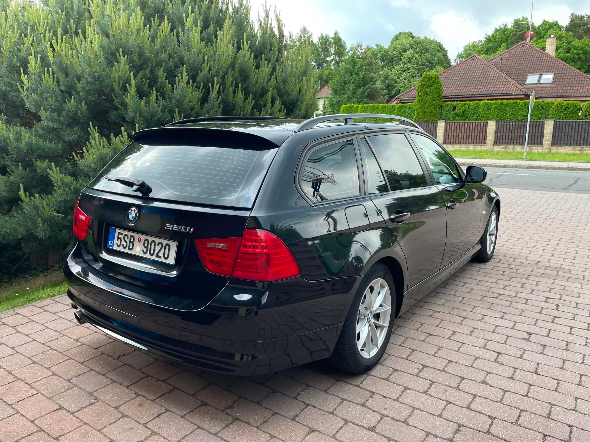 BMW Řada 3, E91,touring facelift,320i,N43 - fotka 5