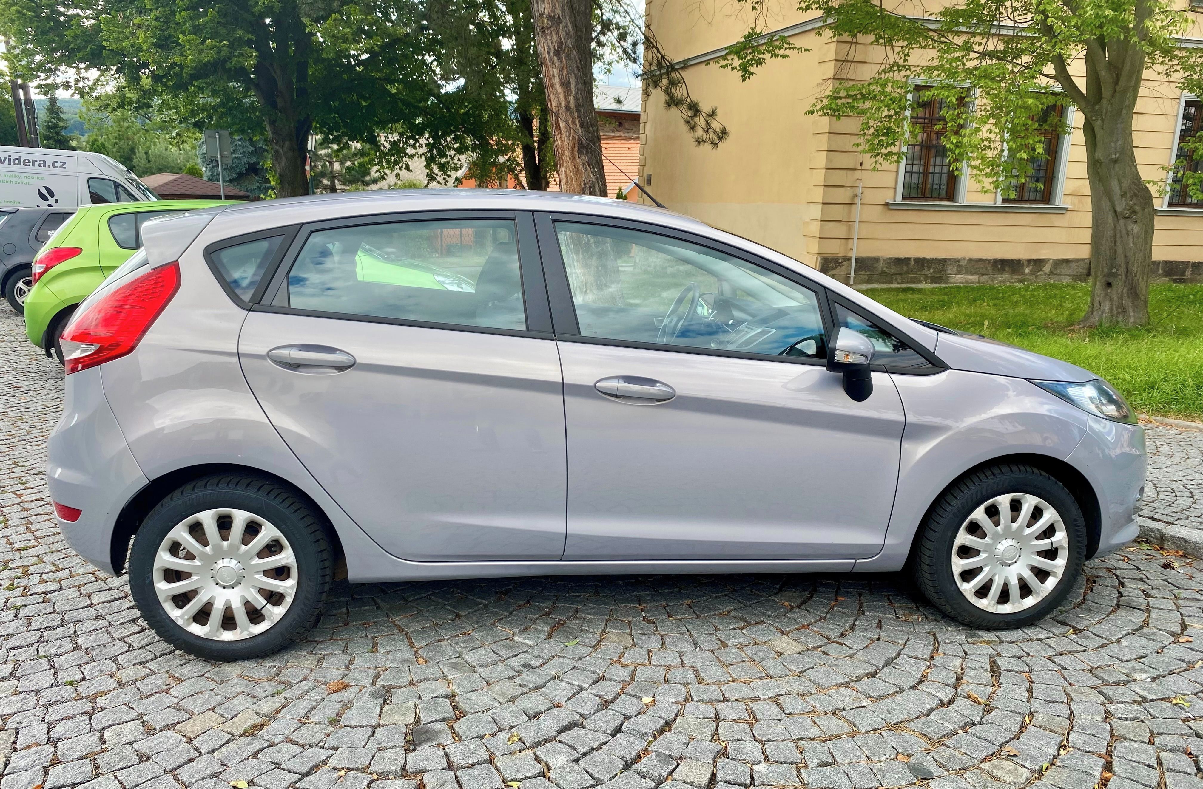 Ford Fiesta, 1,25, 44 kW, servisní knížka - fotka 6