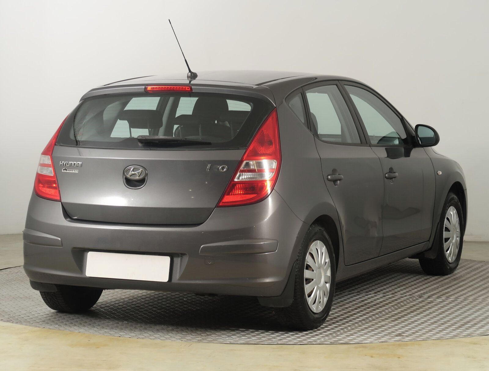 Hyundai i30, 1.4 CVVT, po STK, Klima - fotka 5