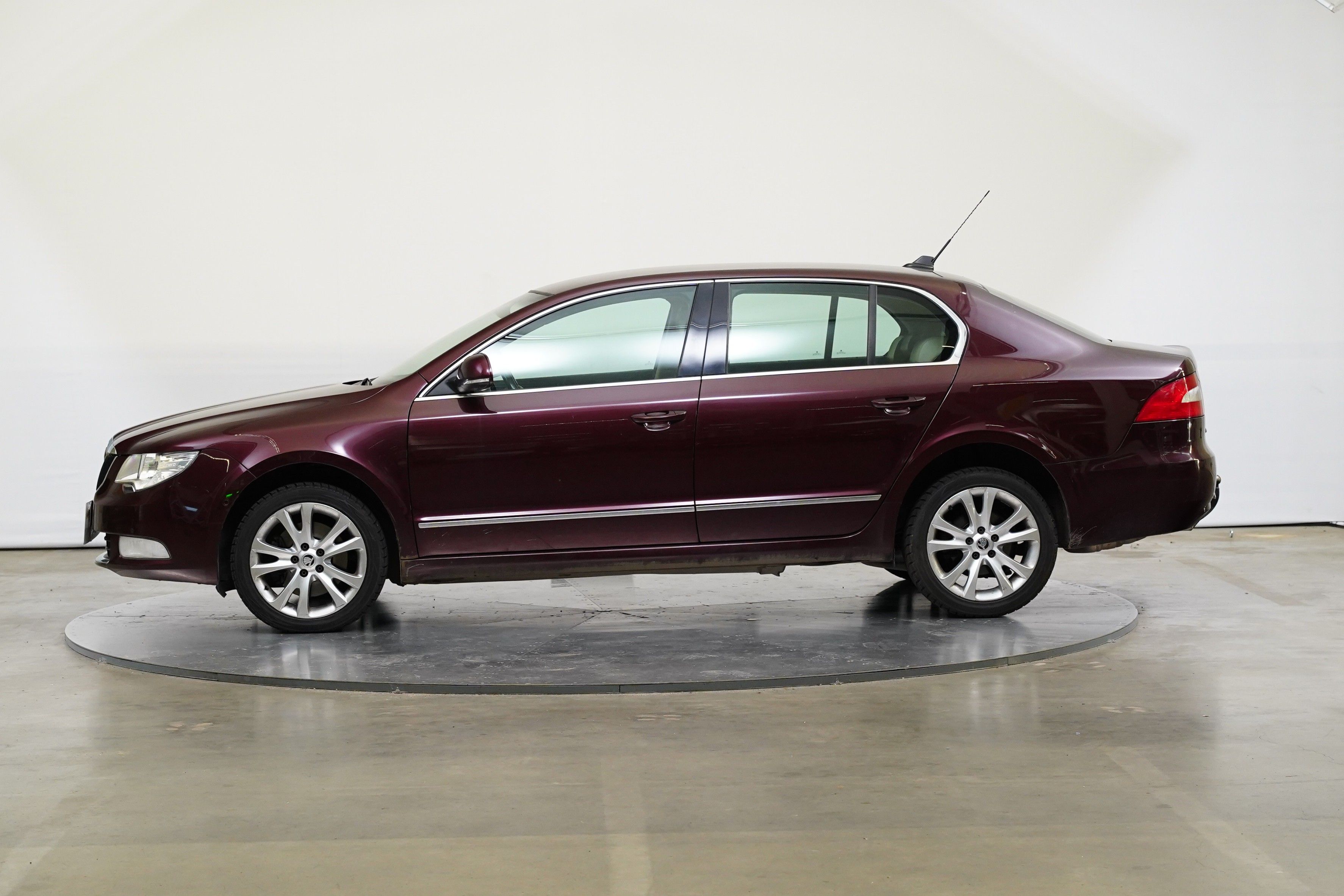 Škoda Superb, 2.0 TDI 125 kW DSG Elegance - fotka 3
