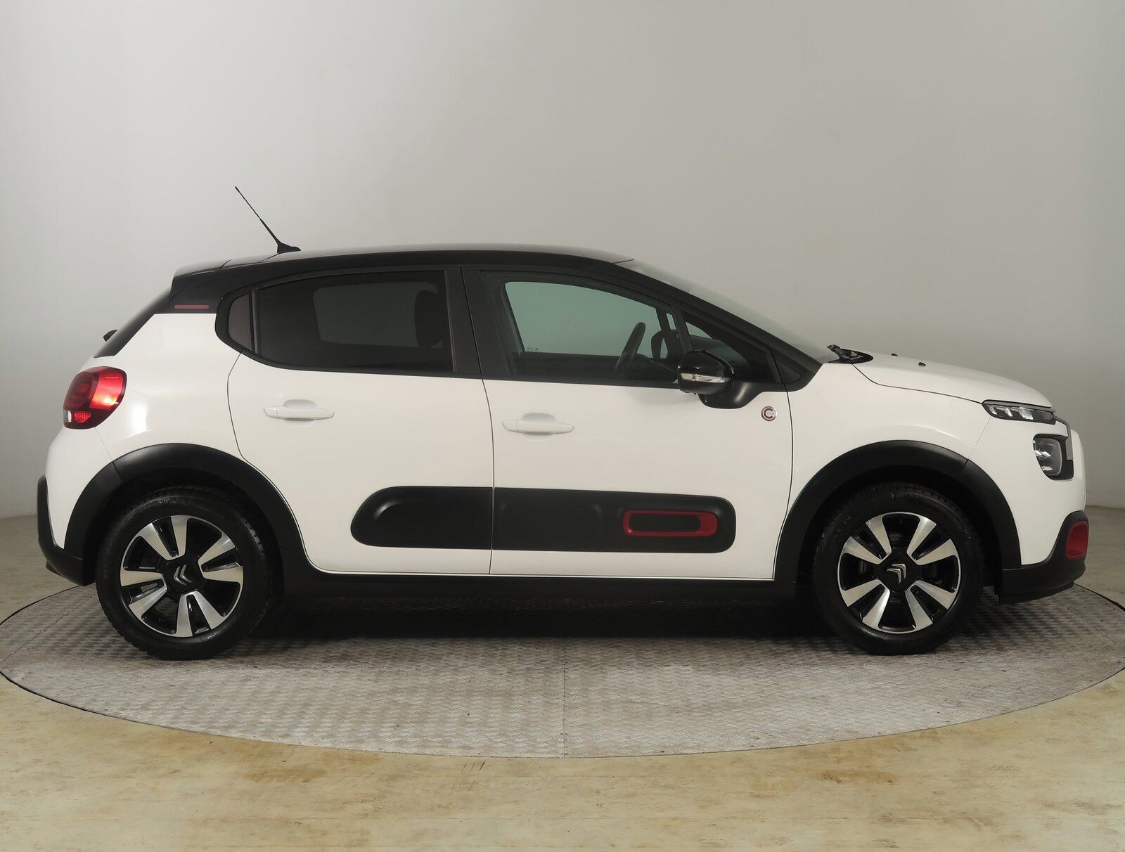Citroën C3, 1.2 PureTech, C-Series, LPG - fotka 6
