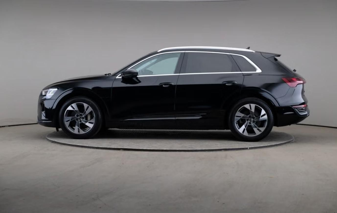 Audi Q8 e-tron, 50 Q 360kam Pano Matrix BLIS - fotka 4