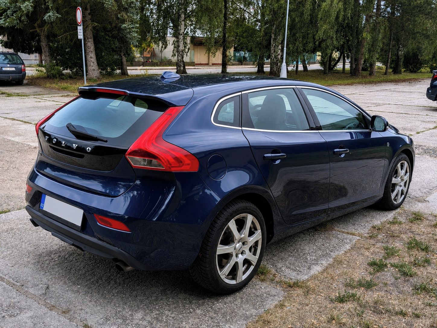 Volvo V40, Ocean Race 1.6, 110kW, 1.maj - fotka 2