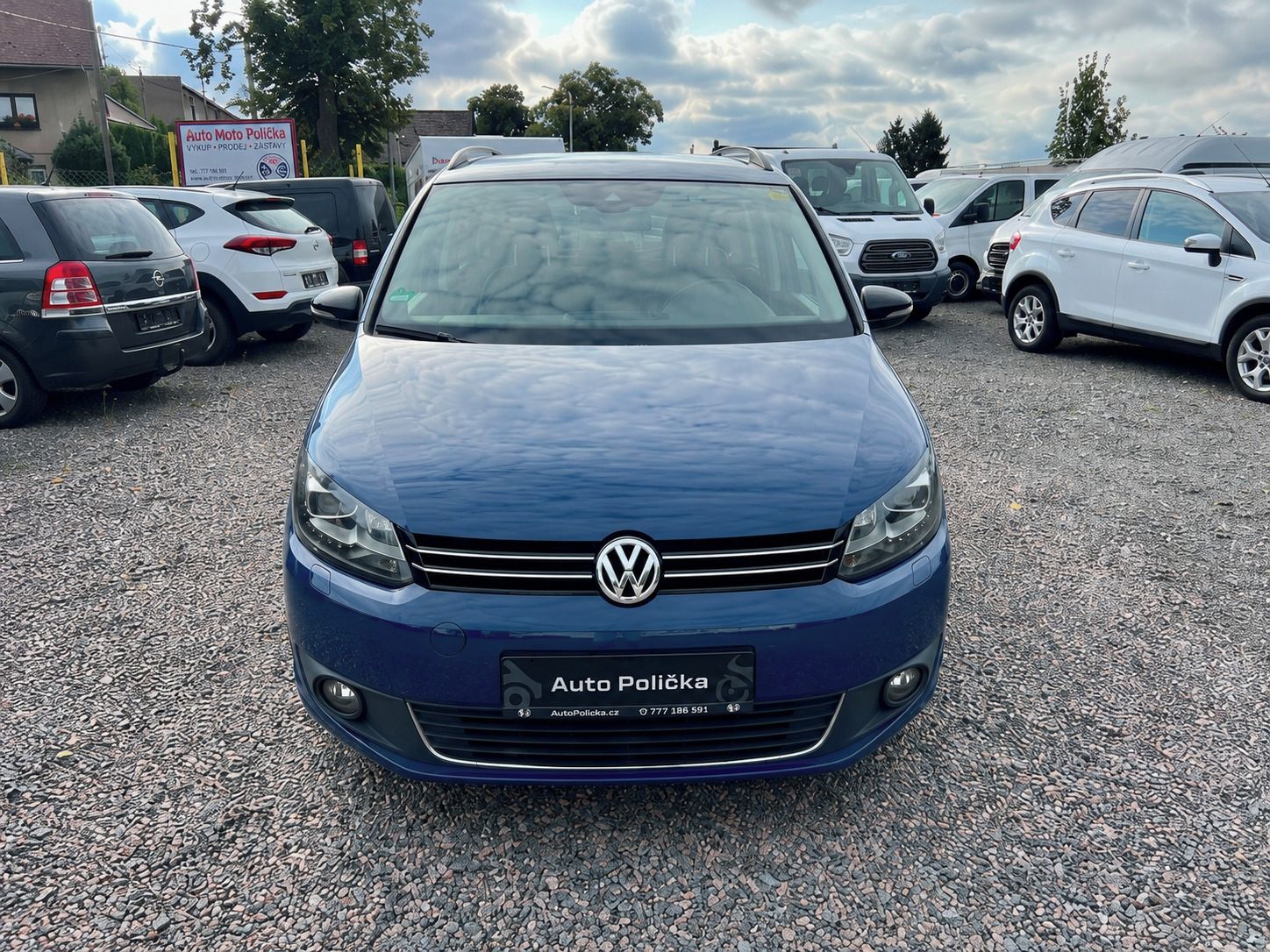Volkswagen Touran, 1.4 TSI 103 kW DSG,Xenon,Navi - fotka 3