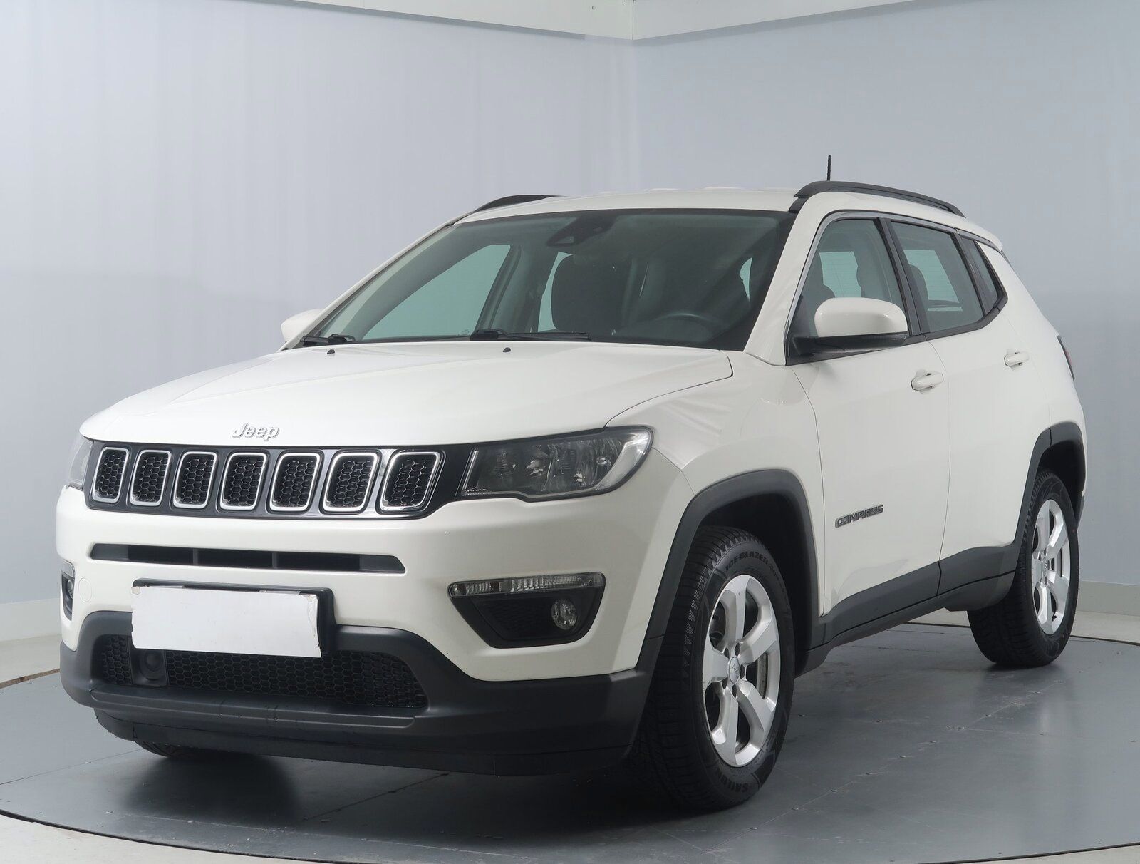 Jeep Compass, 1.6 MultiJet, NOVÁ CENA - fotka 2