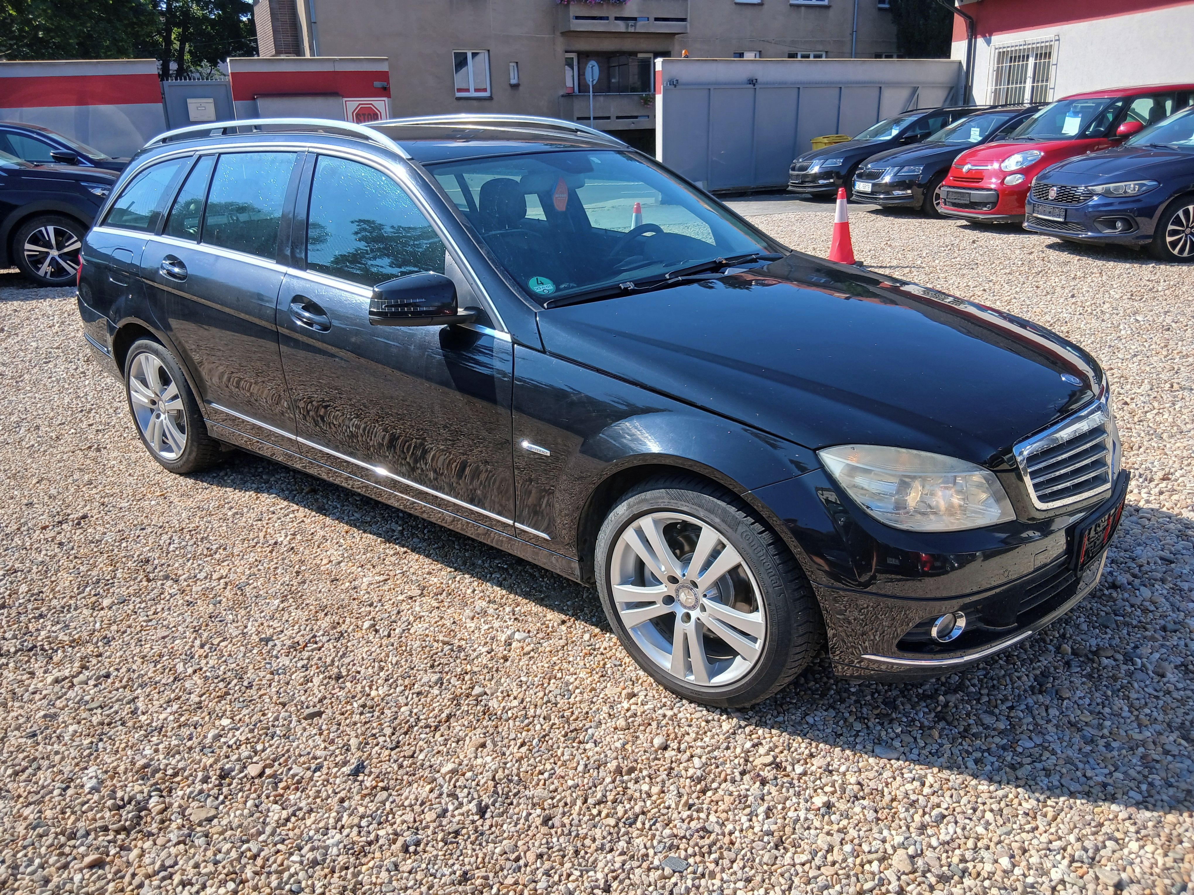 Mercedes-Benz Třídy C, C 220 CDi 125KW Kombi - fotka 3