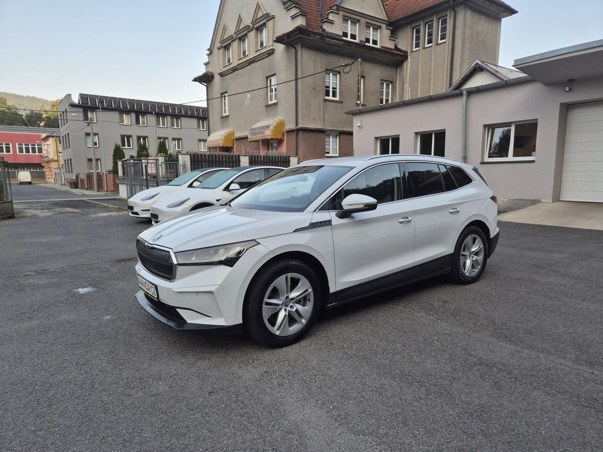 Škoda Enyaq, 150kw, iV80 19ALU SOH 96% - fotka 2