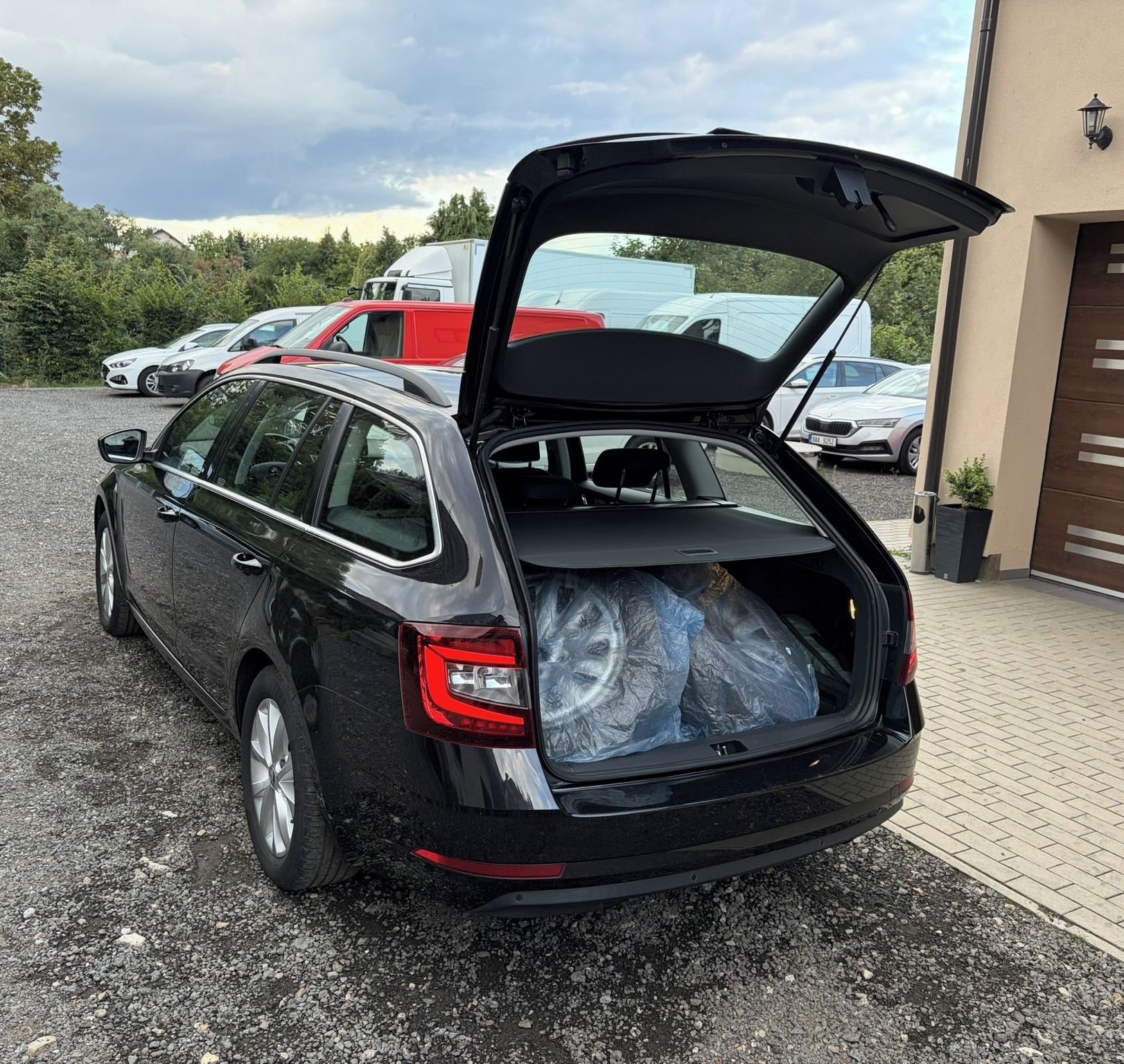 Škoda Octavia, 1.6 TDI STYLE. 85tis. km. ČR. - fotka 6