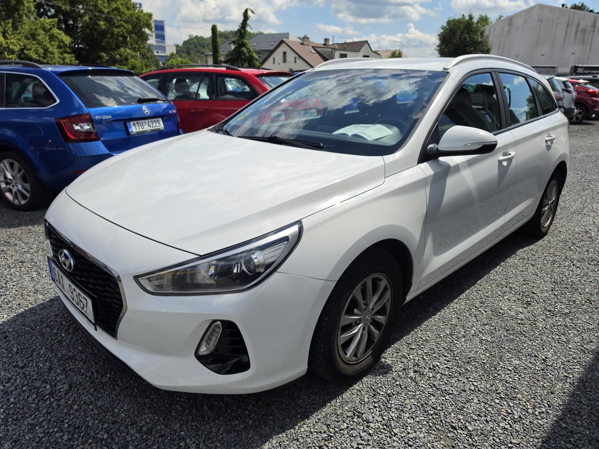 Hyundai i30, 1.4i - fotka 2