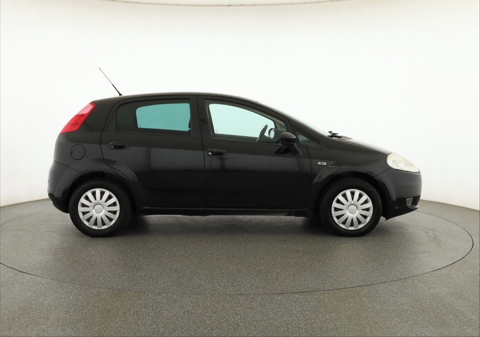 Fiat Grande Punto, 1.2, po STK, Klima - fotka 6