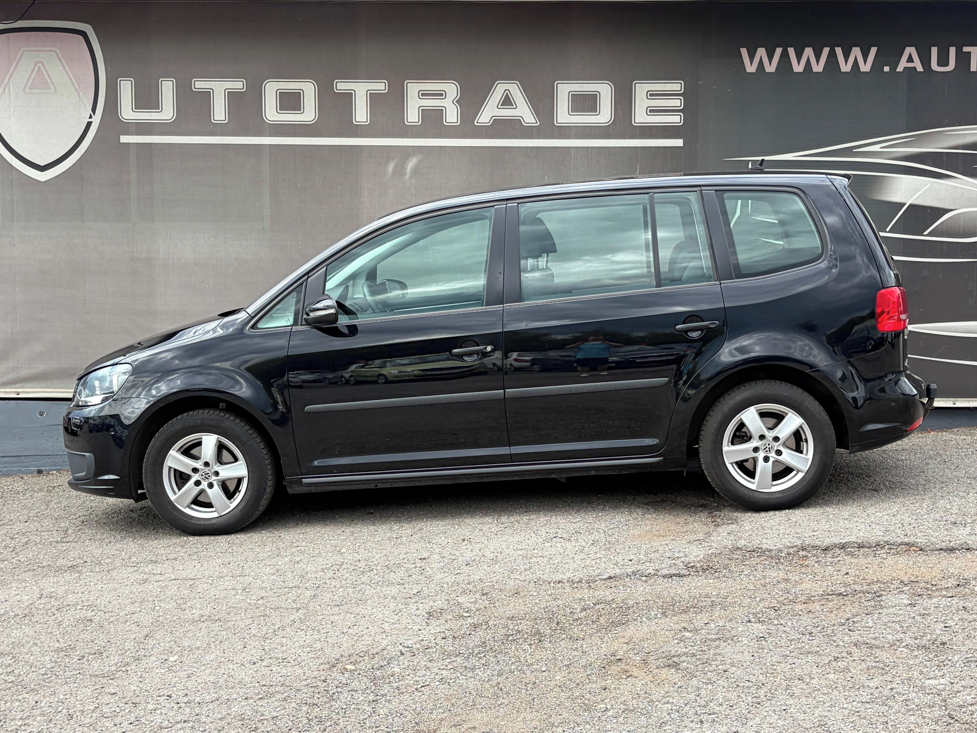 Volkswagen Touran, 1.2 TSi 77kW, DigiKLIMA, Tažné - fotka 2