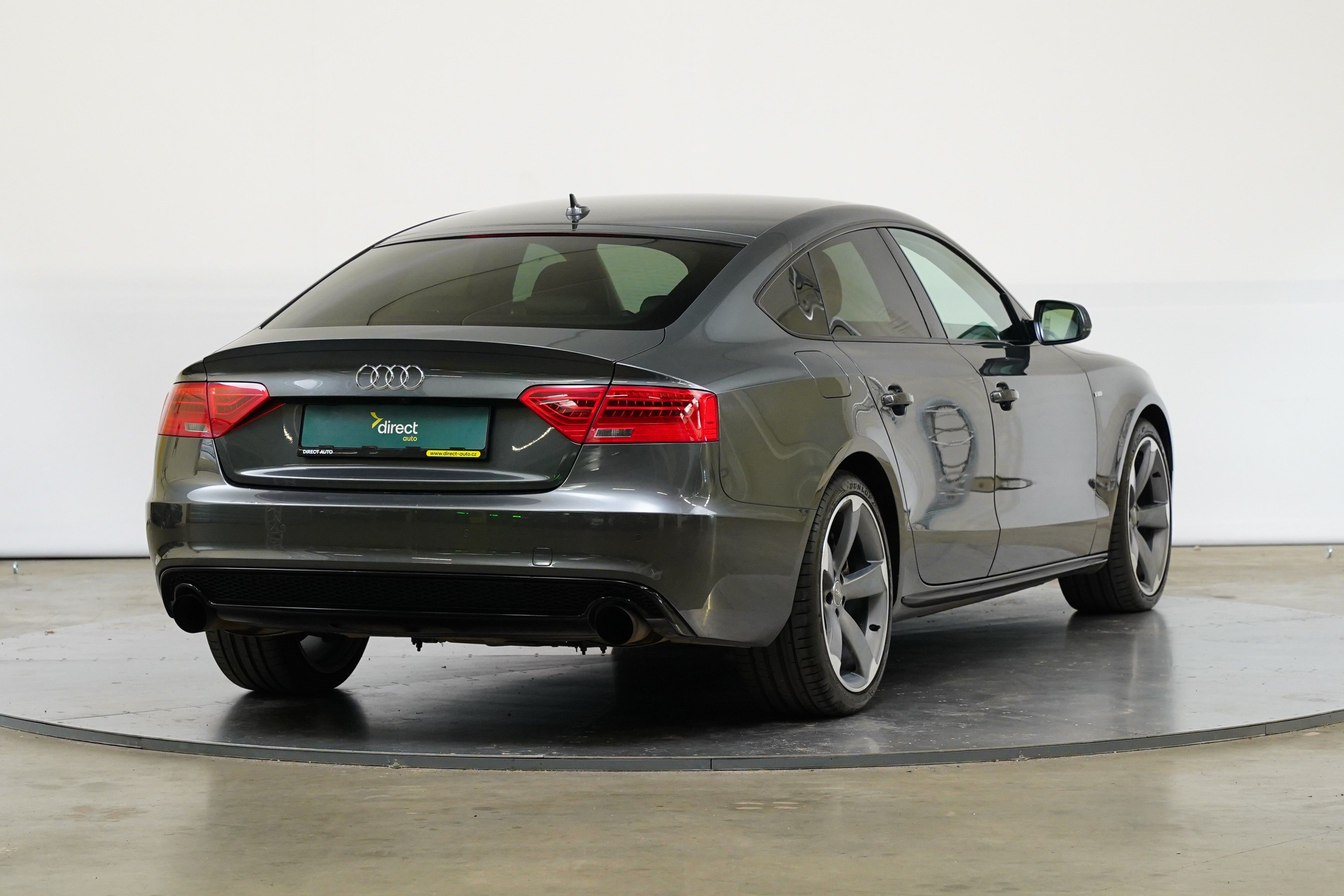Audi A5, 3.0 TFSI 200 kW S line - fotka 2