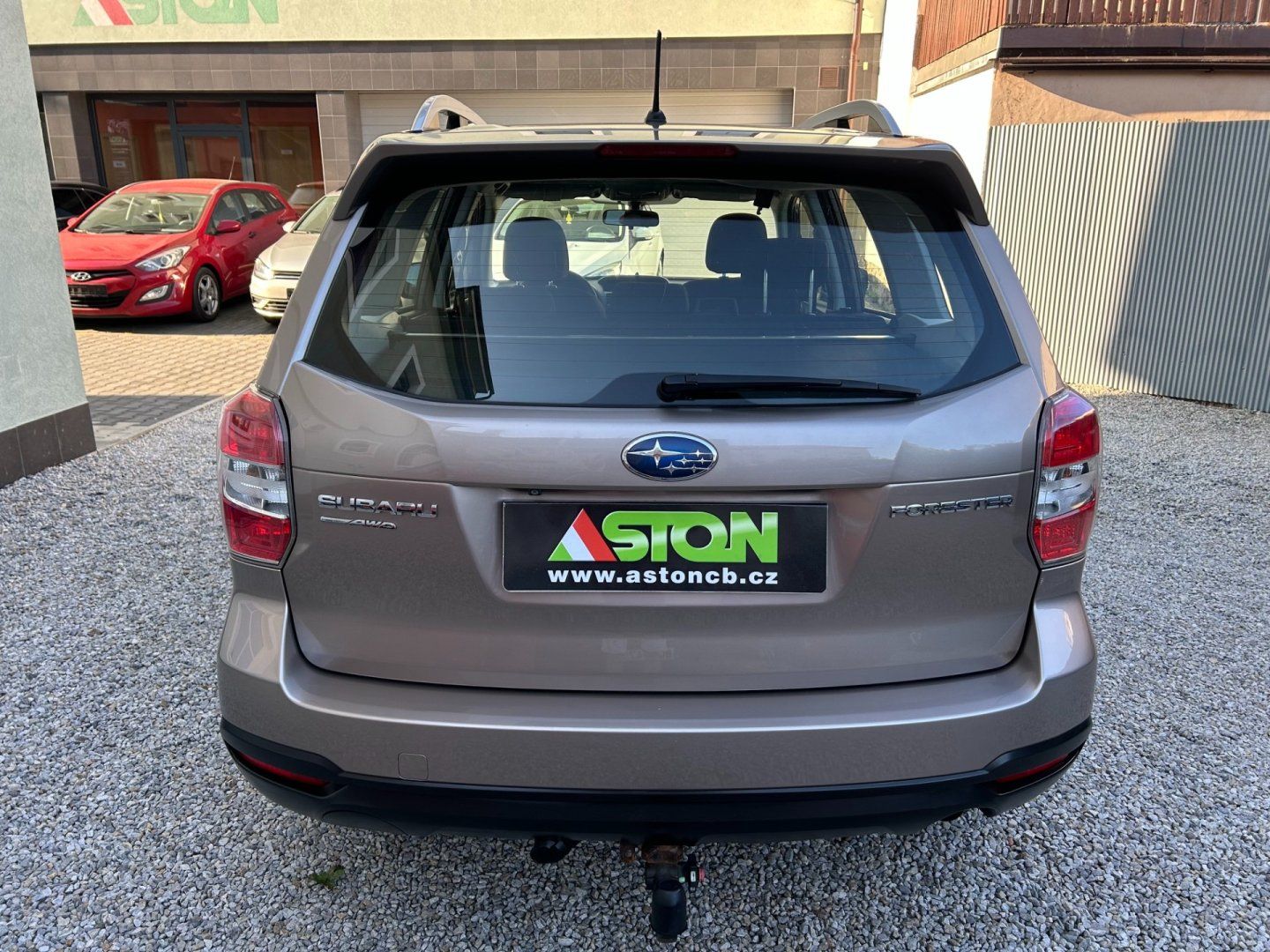 Subaru Forester, 2,0i 4WD, AT, serviska, 2xkola - fotka 5