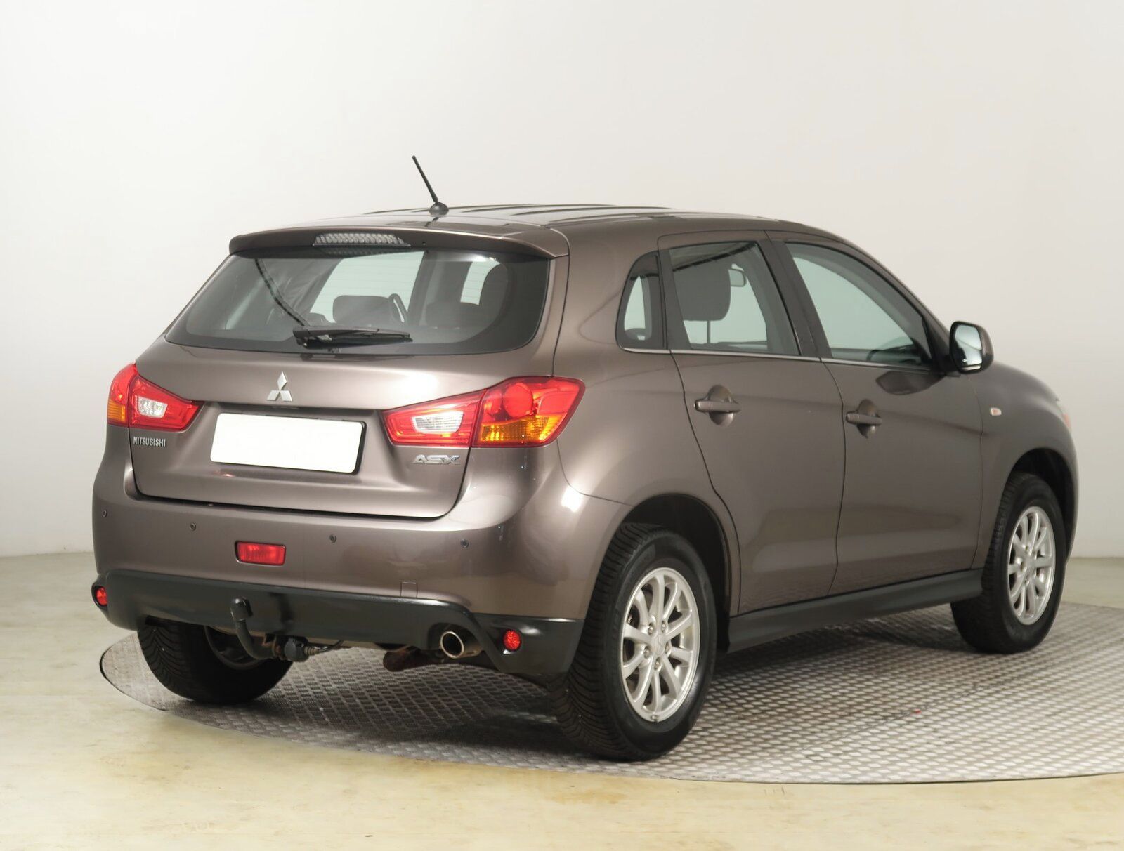 Mitsubishi ASX, 1.8 DI-D MIVEC, 4X4 - fotka 5