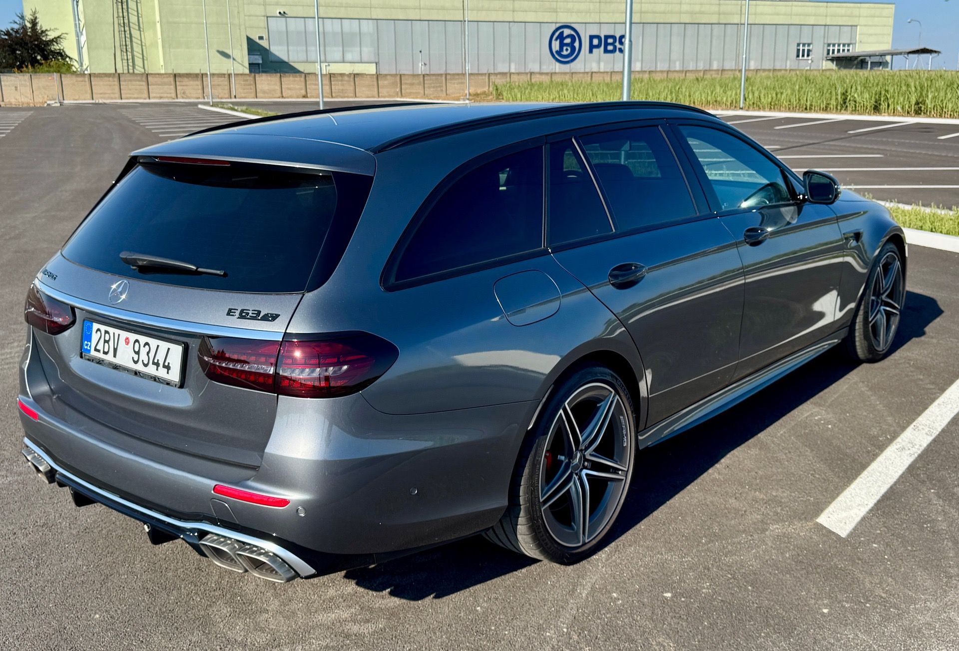 Mercedes-Benz Třídy E, AMG E63s Kombi, 1. majitel - fotka 6