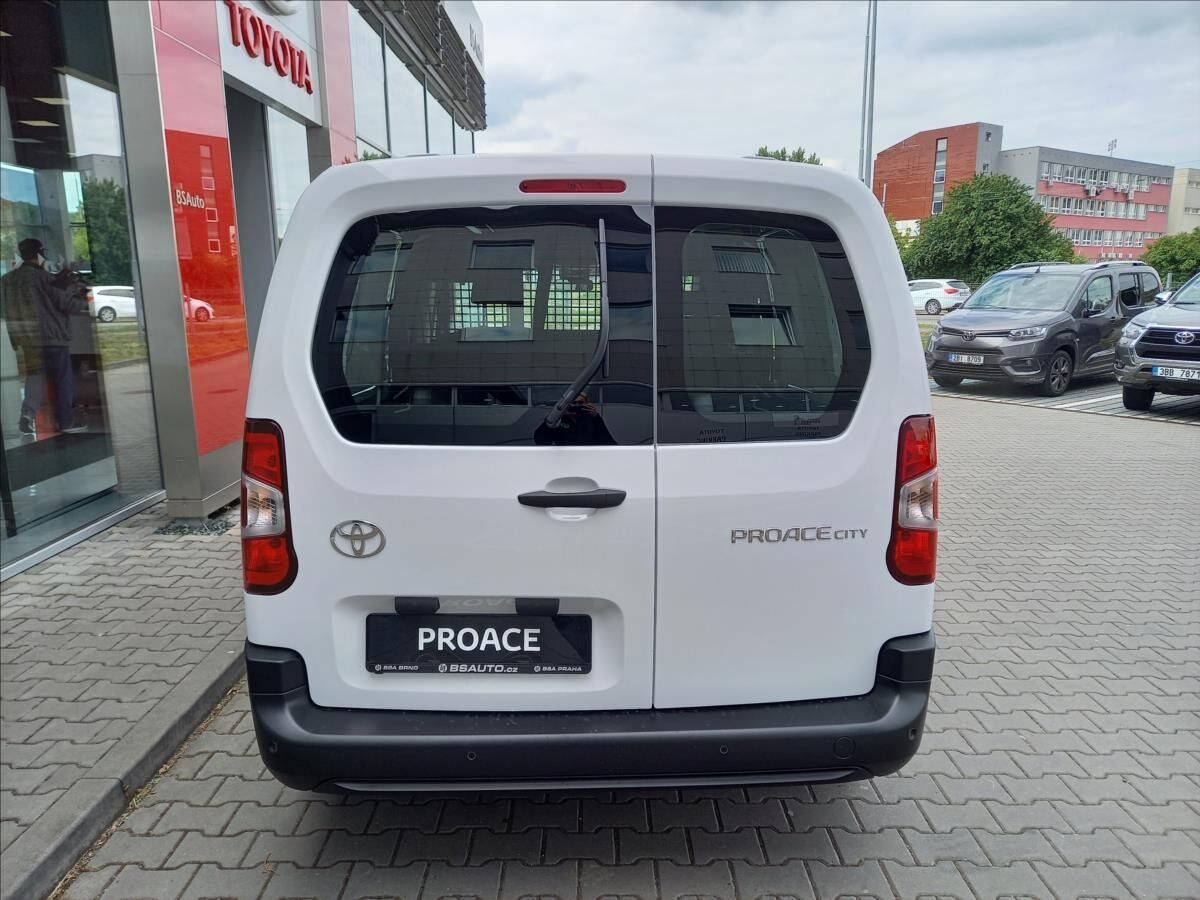 Toyota Proace City, 1,5 Crew Cab L2 5S 1,5D 130k - fotka 5