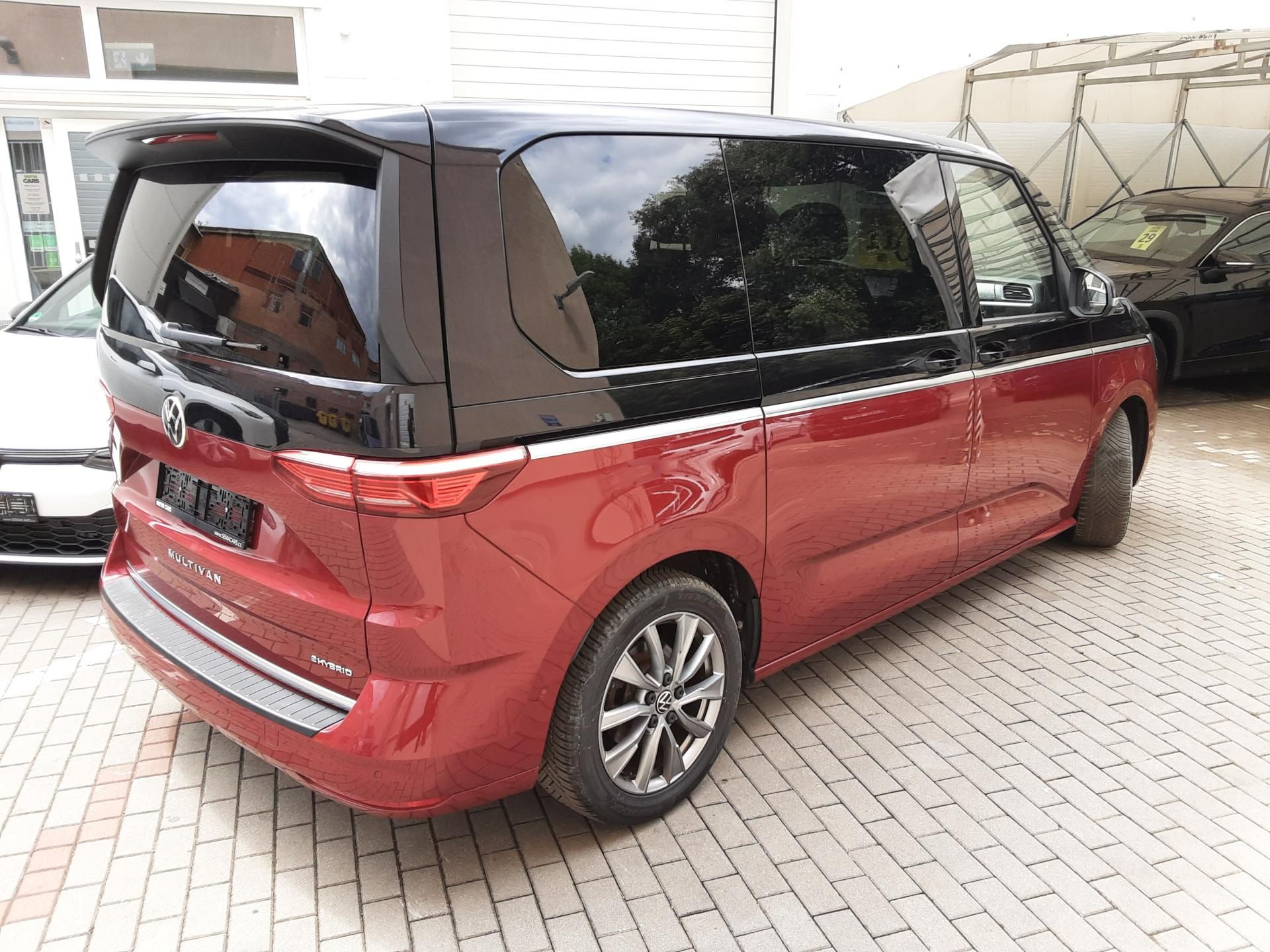 Volkswagen Multivan, 1.4 TSI P/HEV 160kW Style - fotka 2