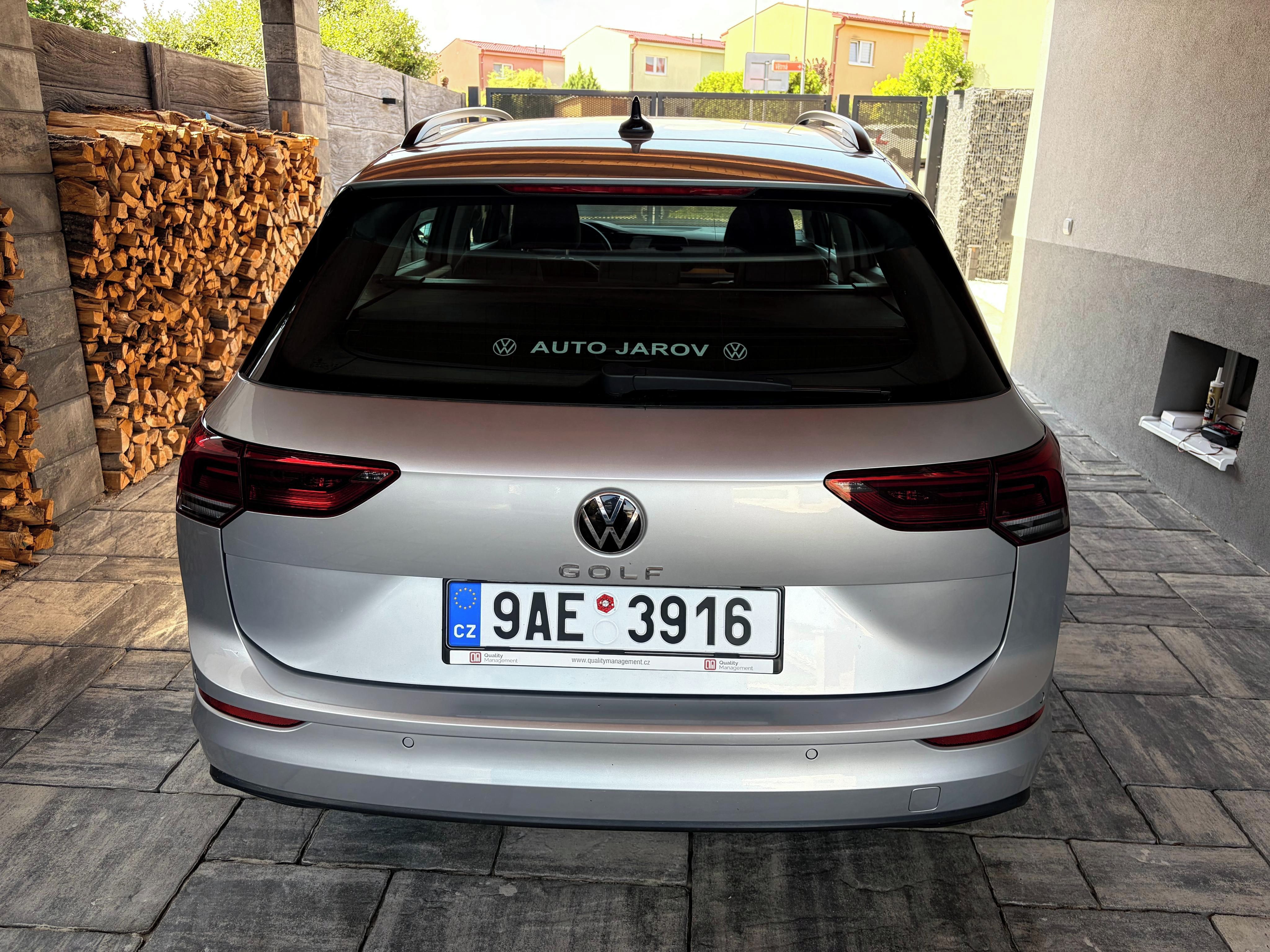 Volkswagen Golf, 1 MAJITEL  SERVISNI KNIHA - fotka 5