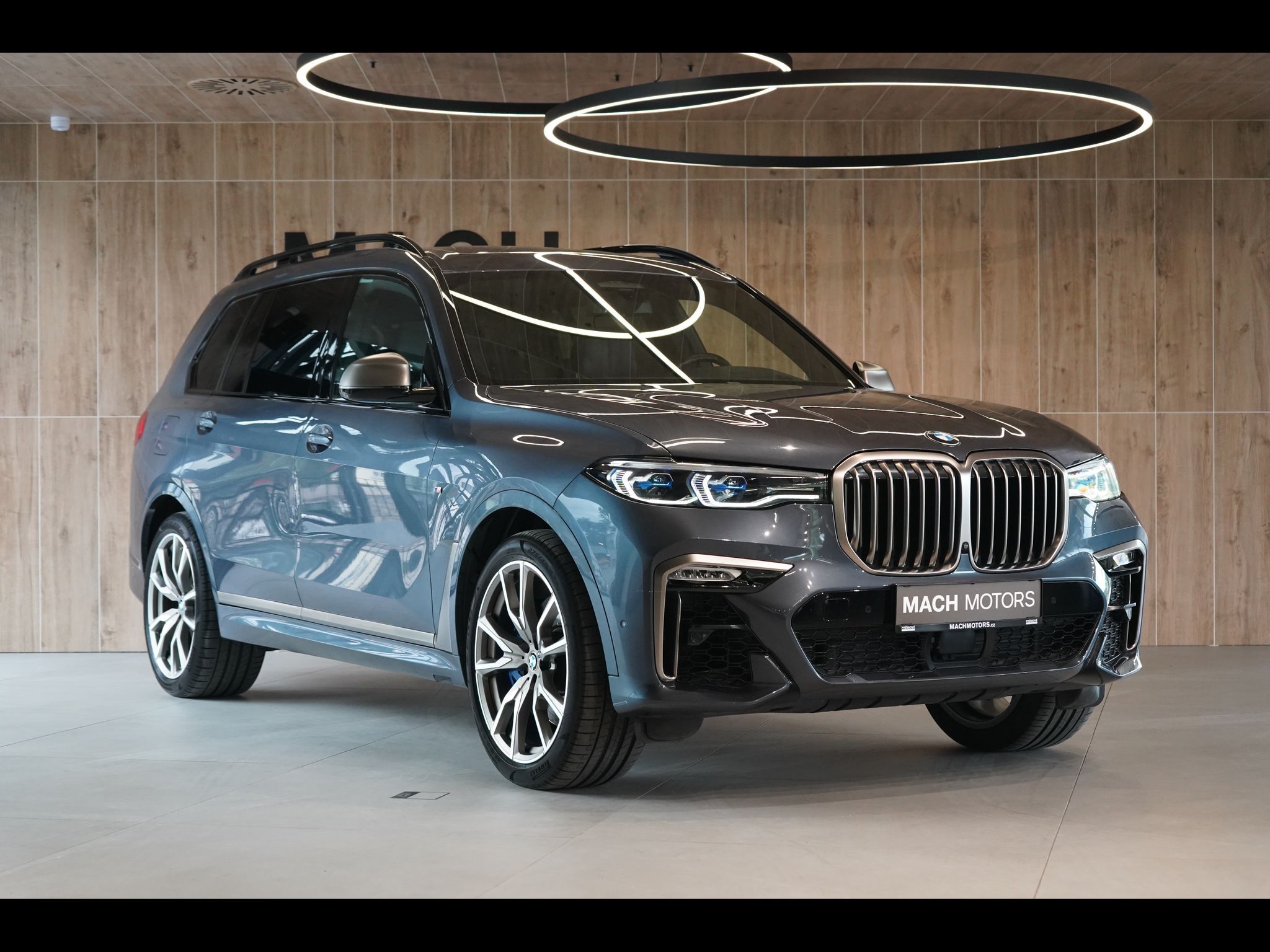 BMW X7, M50i xD, Executive Drive Pro - fotka 4