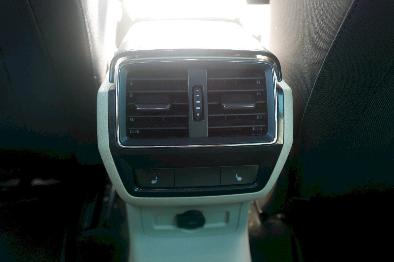 Škoda Karoq, 1.5 TSI 110KW 6°MP Style - fotka 6