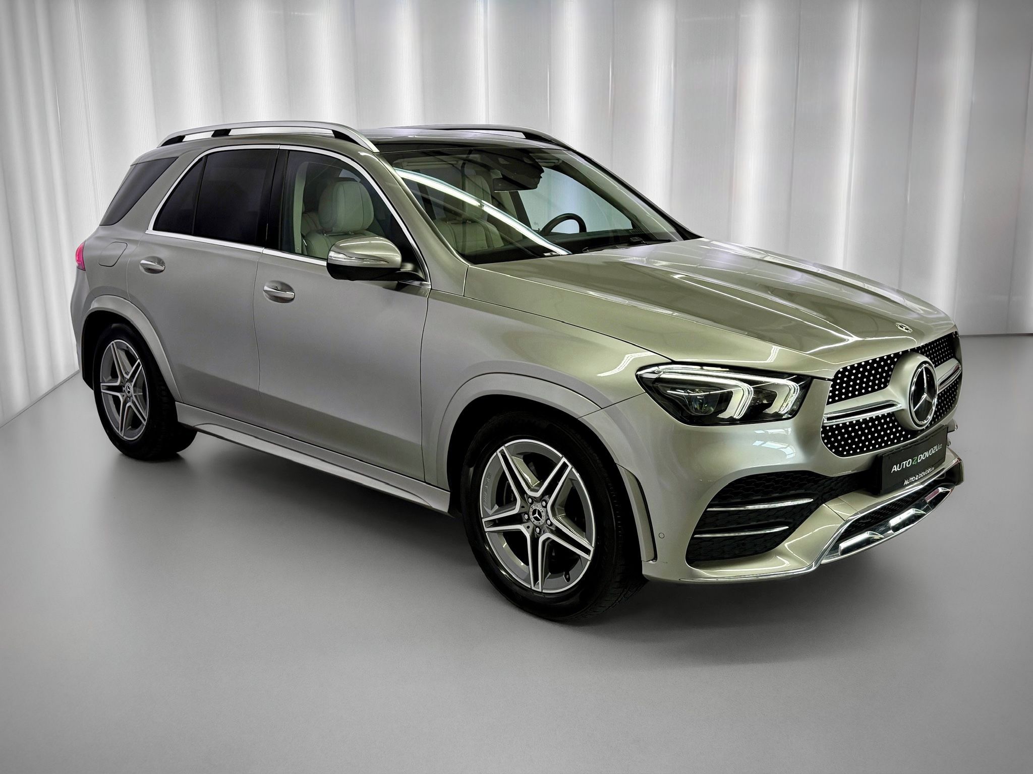 Mercedes-Benz GLE, 400d 4MATIC AMG, WEBASTO, PANO - fotka 4