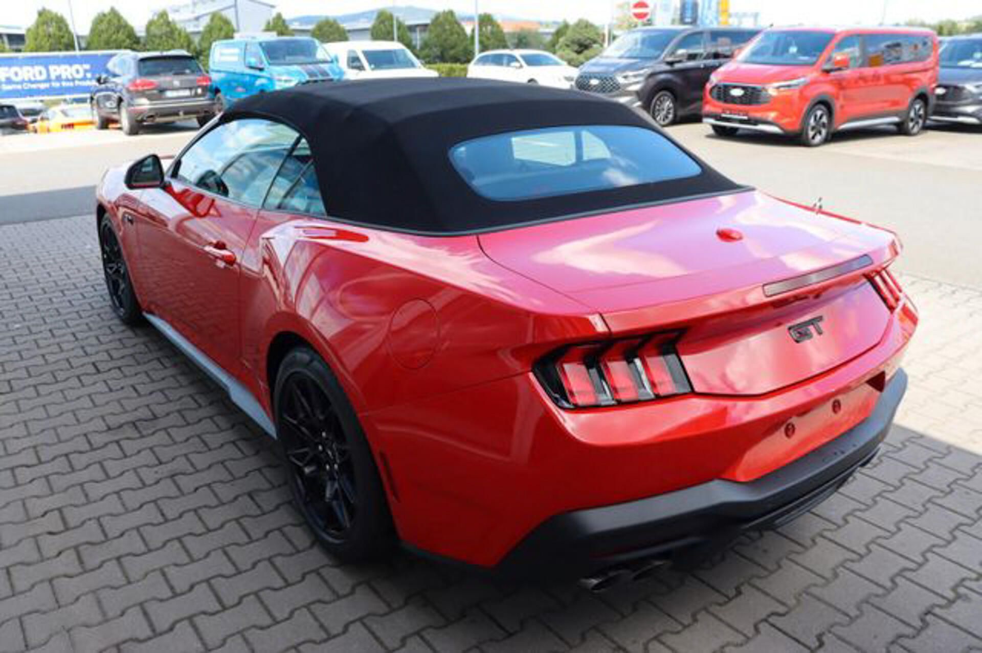 Ford Mustang, 5.0 Convertible MagneRide Nite - fotka 6