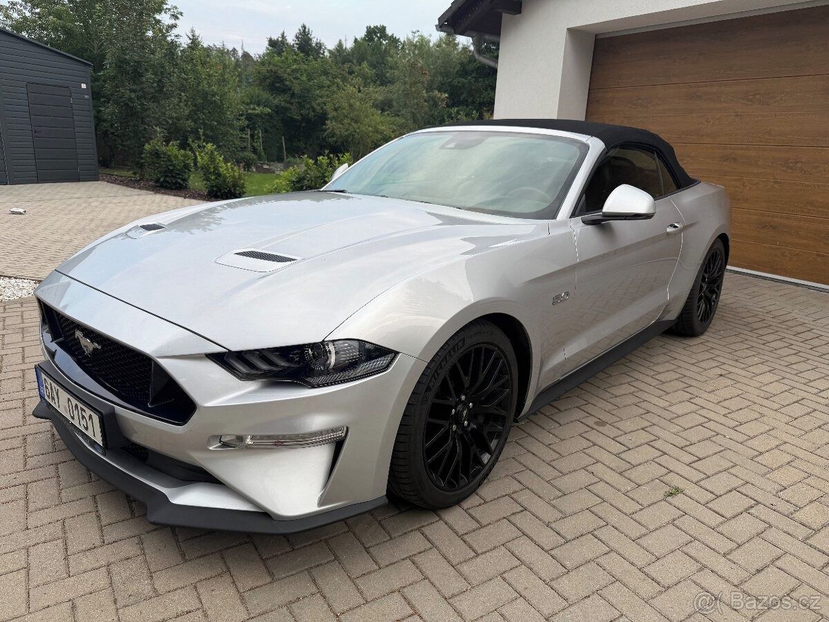 Ford Mustang, 5.0 V8 Cabrio 331kw Facelift - fotka 4