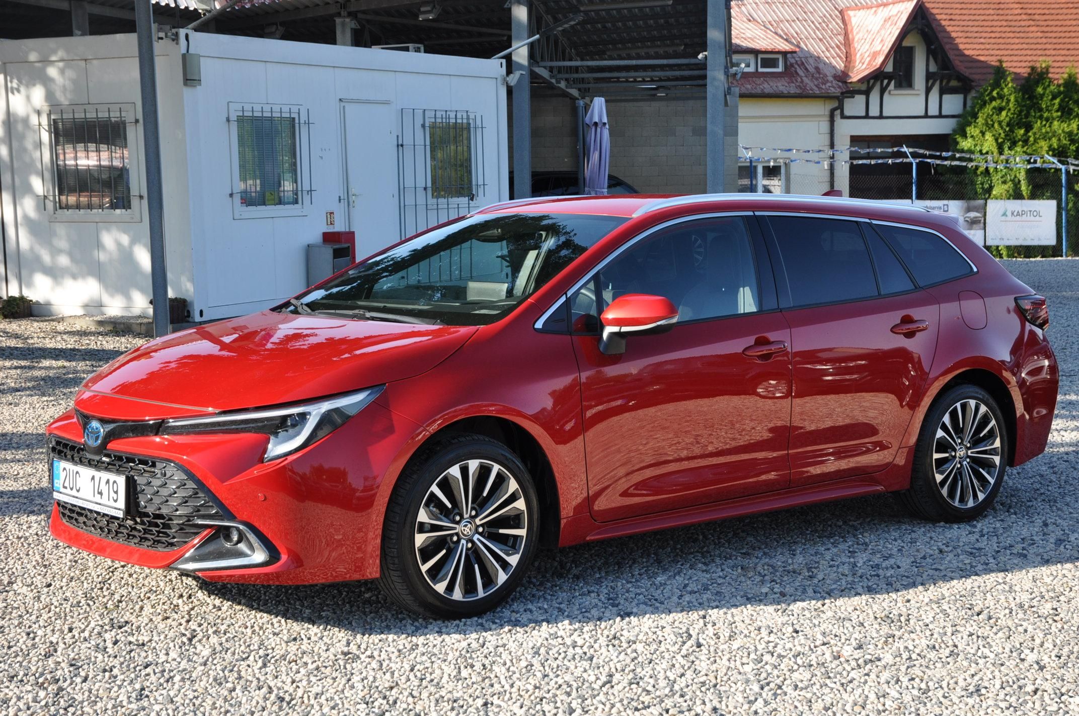 Toyota Corolla, 1.8 Hybrid KOMBI