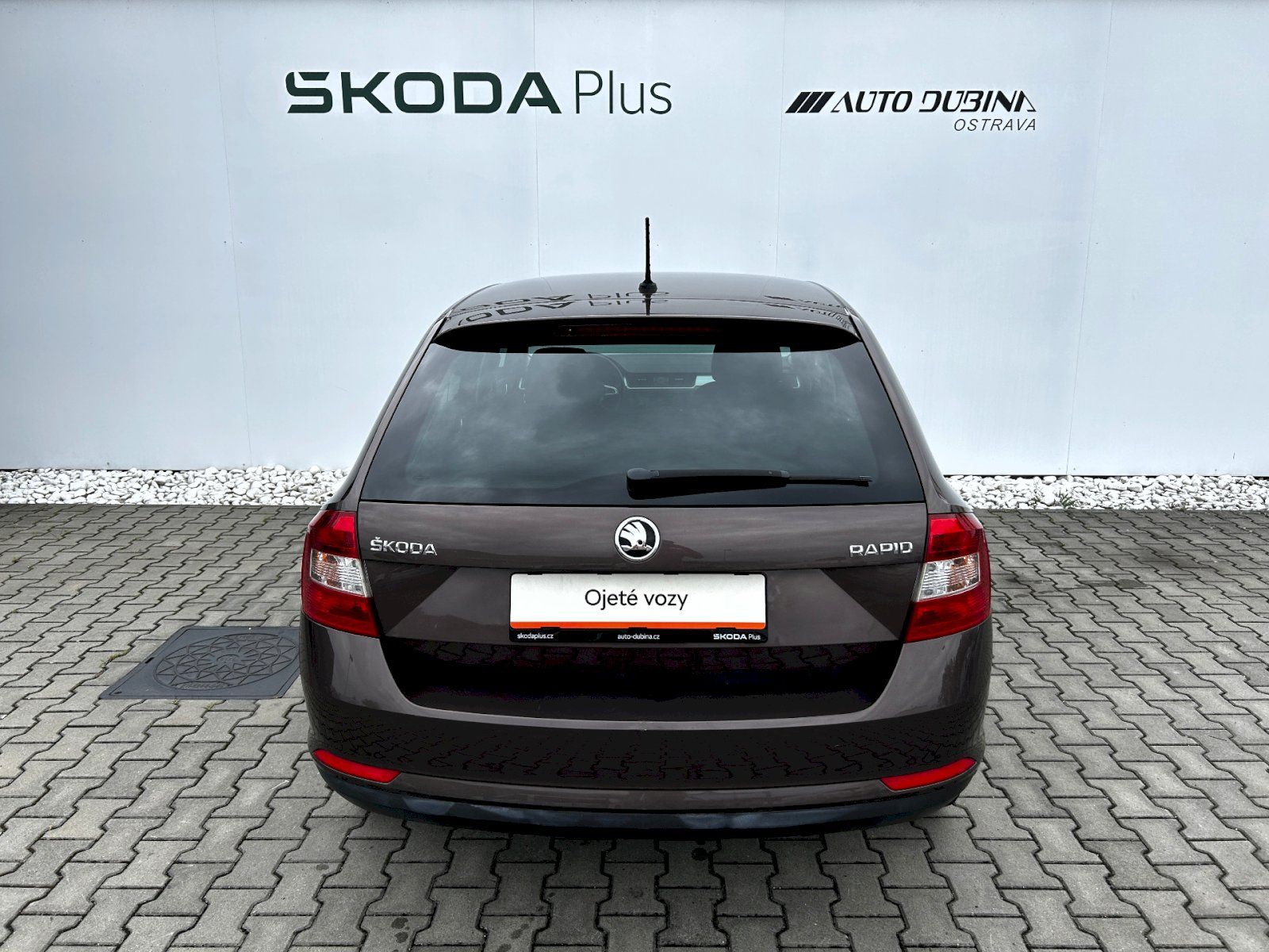Škoda Rapid, Spaceback 1.2 TSI 81kW MP6 Amb - fotka 6