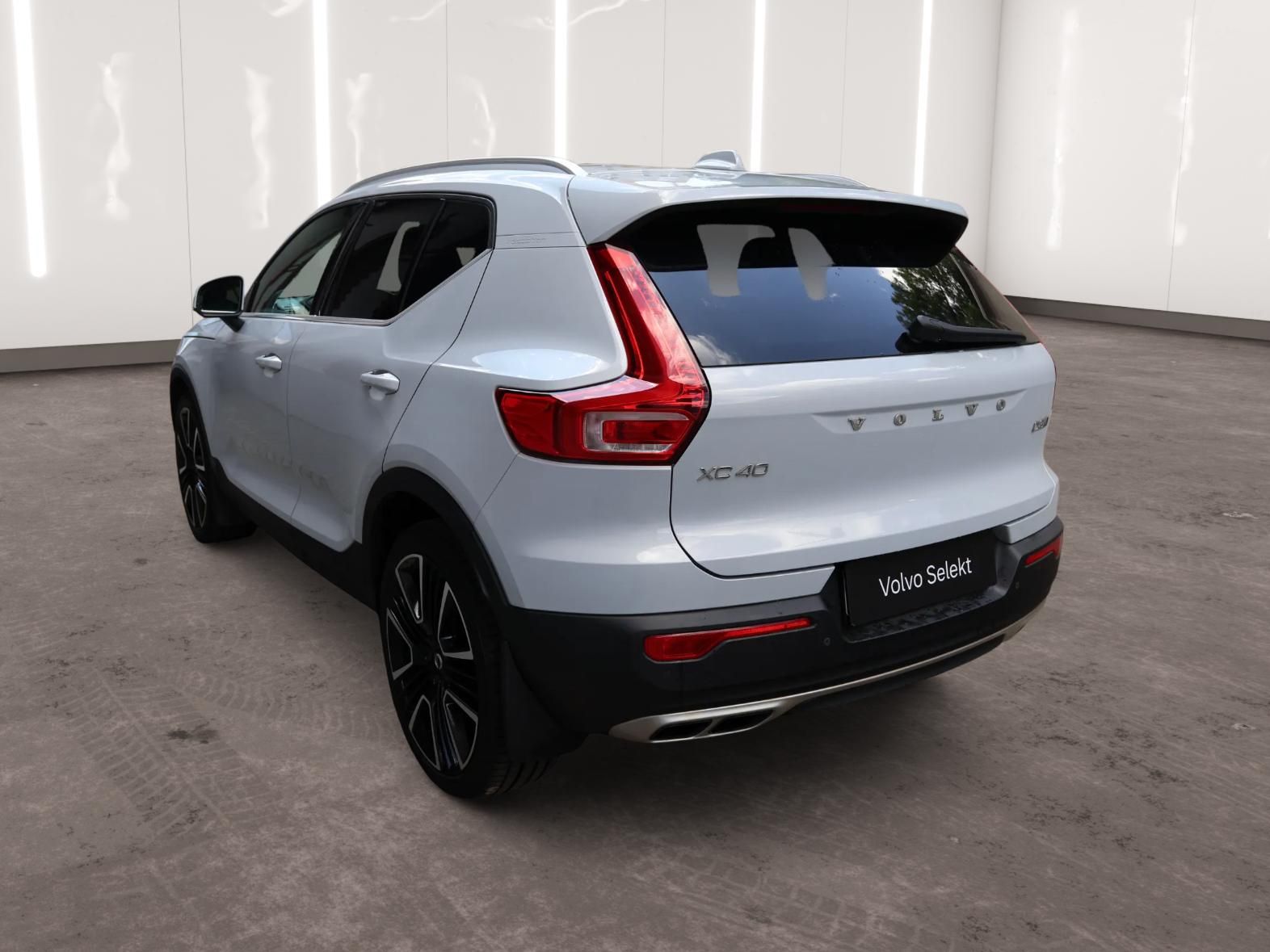Volvo XC40, D3 AWD Inscription - fotka 2