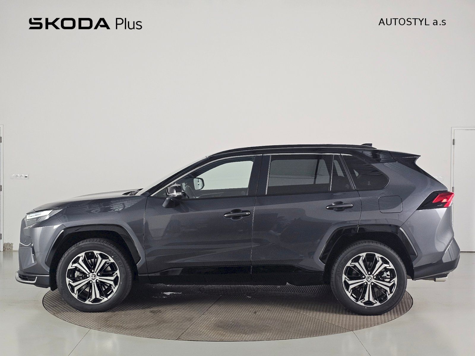 Toyota Rav4, 2.5PHEV 306k AWD SELECTION - fotka 3