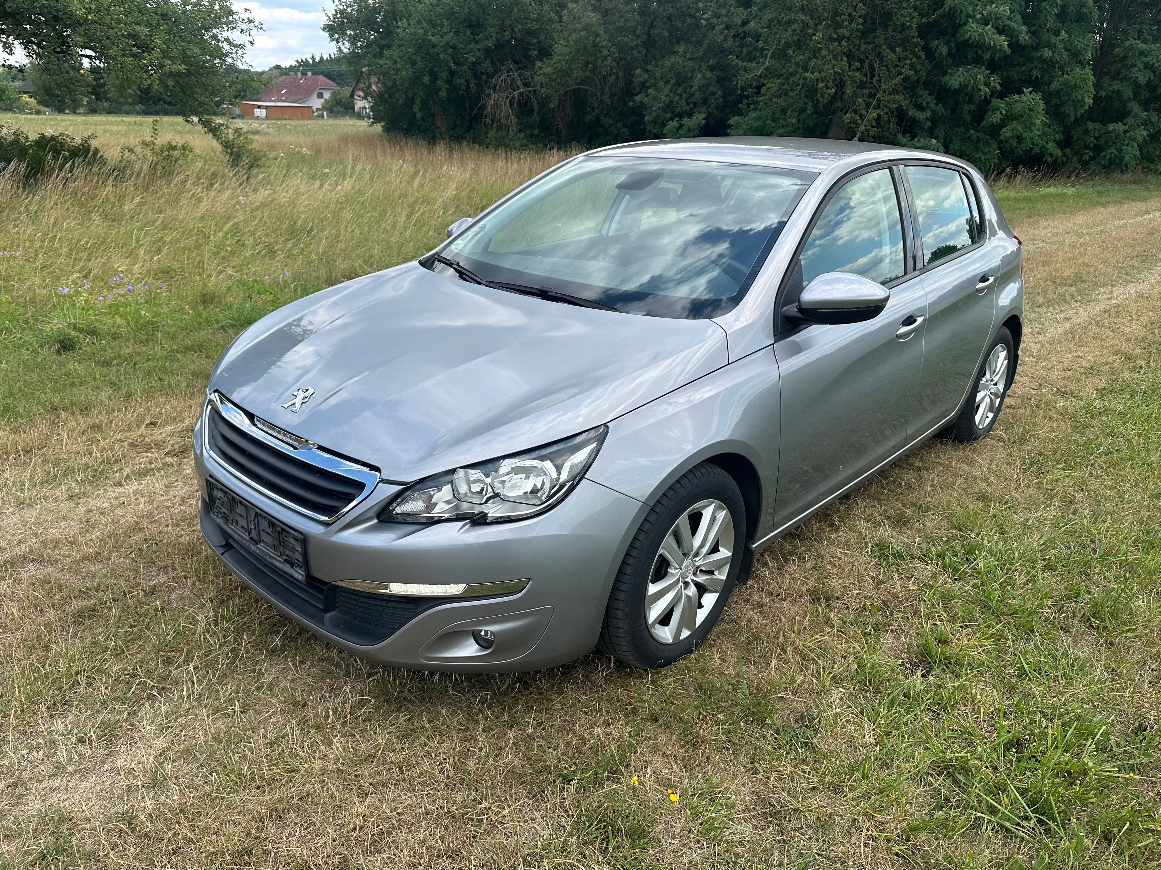 Peugeot 308, 1.6-92 kw - fotka 3