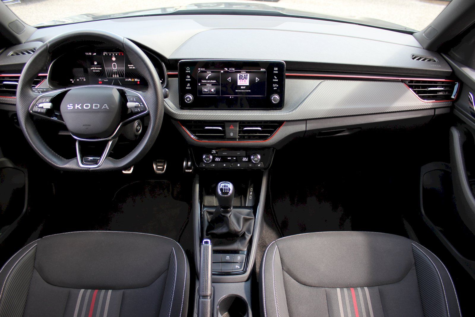 Škoda Kamiq, Monte Carlo 1,0TSI 85kW - fotka 5