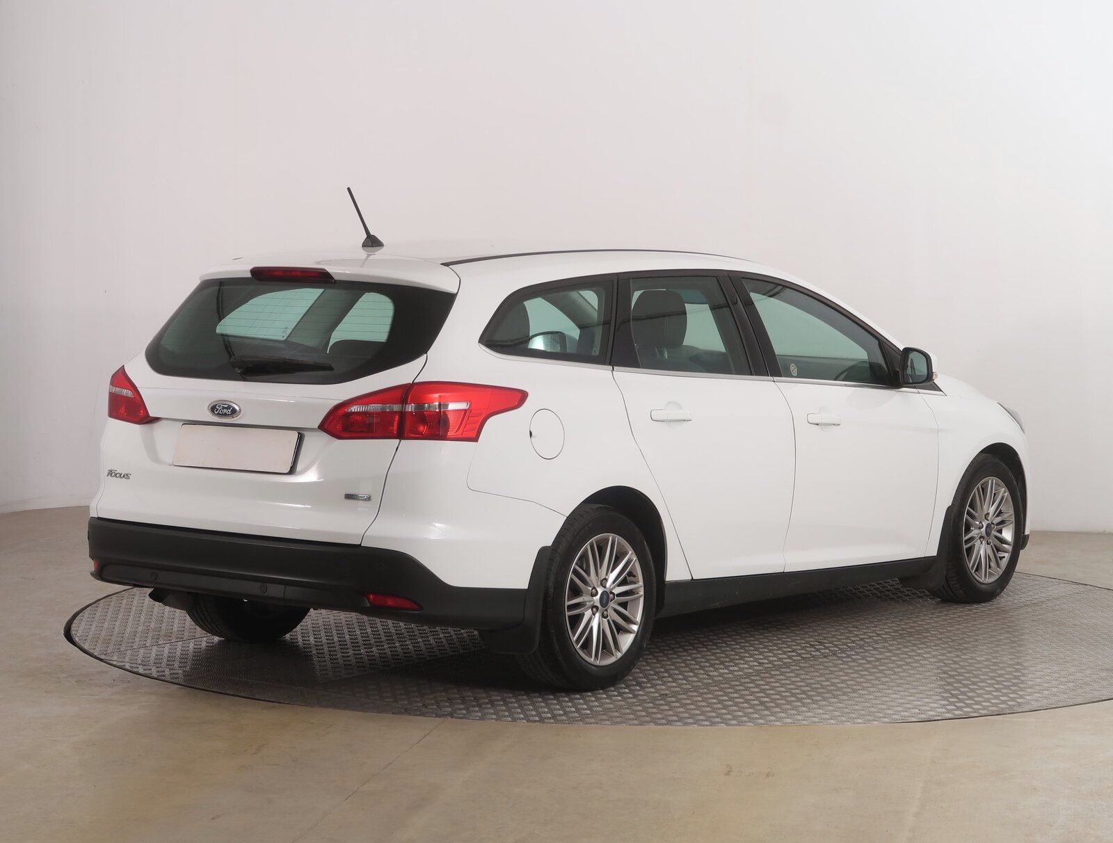 Ford Focus, 1.0 EcoBoost - fotka 5