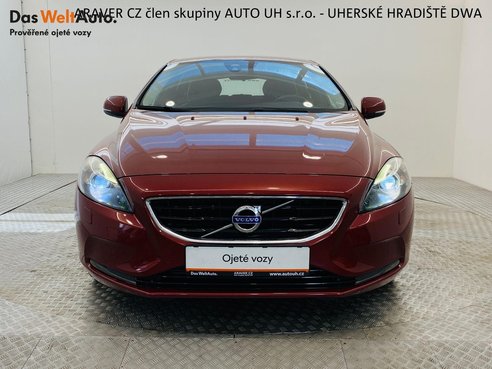 Volvo V40, V40 D3 - fotka 4