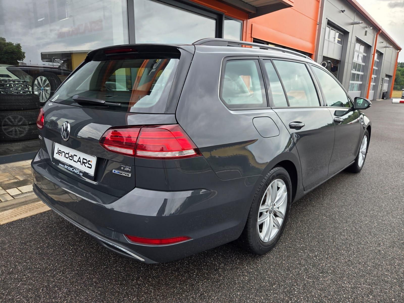 Volkswagen Golf, 1.5 TSI BLUEMOTION - fotka 4