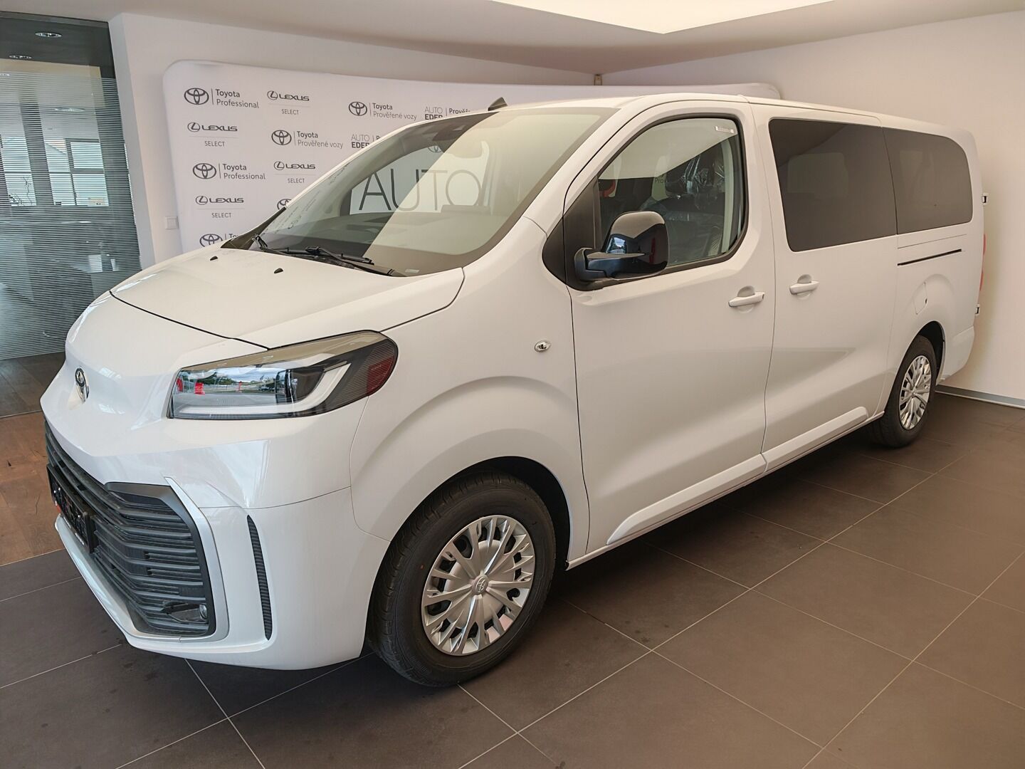 Toyota Proace Verso, 2.0L Diesel (144 hp) Business