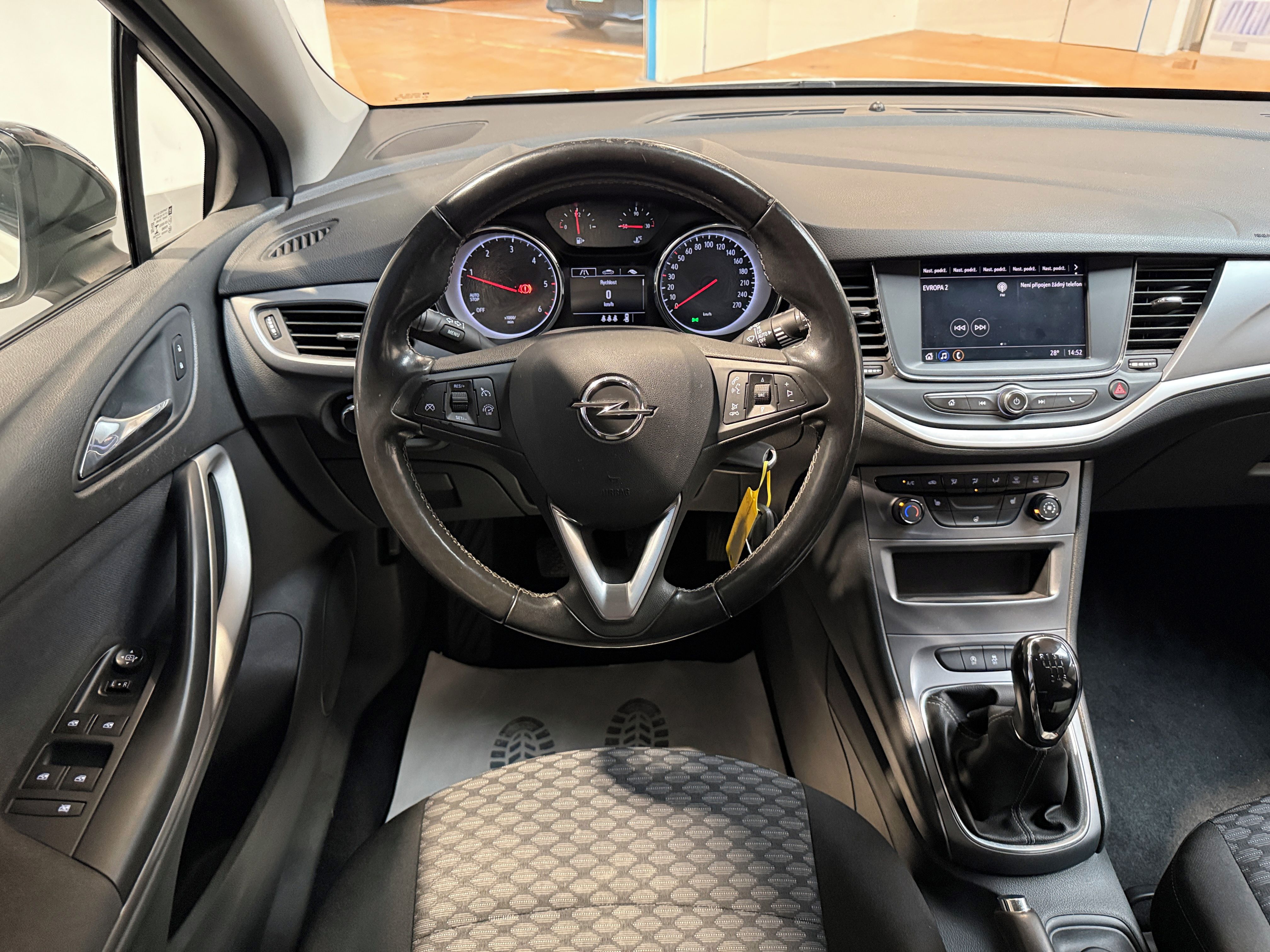 Opel Astra, 1.5 CDTi 90kW Edition ST S/S - fotka 6