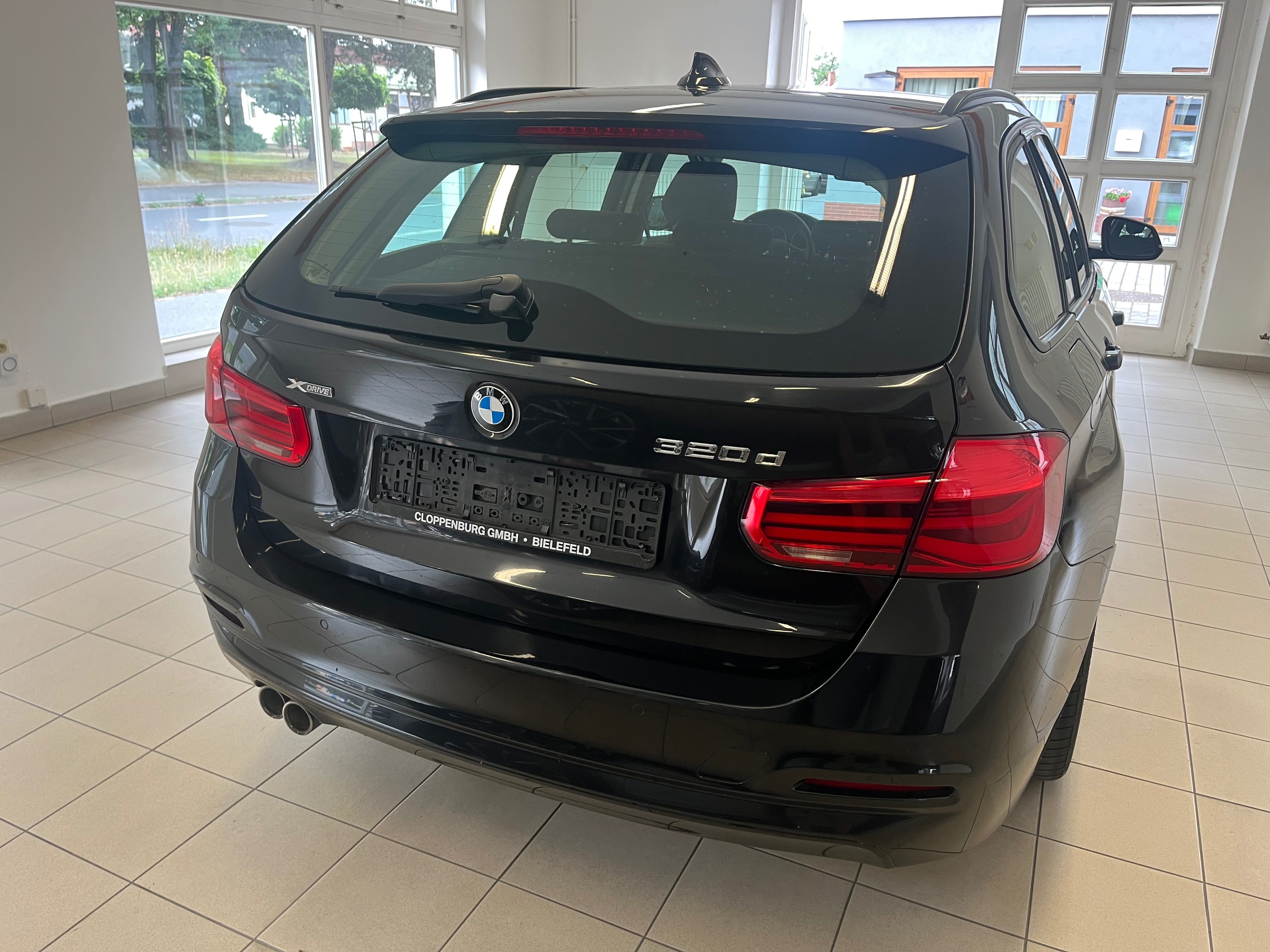 BMW Řada 3, 320d xDrive 140kw Lci - fotka 6