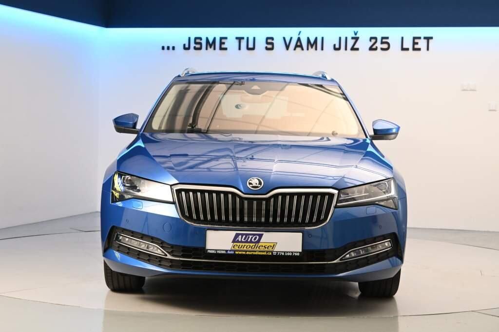 Škoda Superb, 2.0 DSG STYLE Matrix LED VIRTU - fotka 3