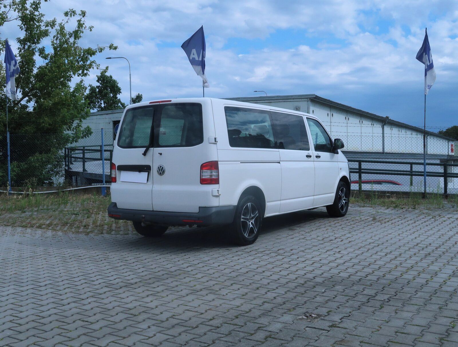 Volkswagen Transporter, 2.0 TDI, Bus, 5Míst, Klima, ČR - fotka 5