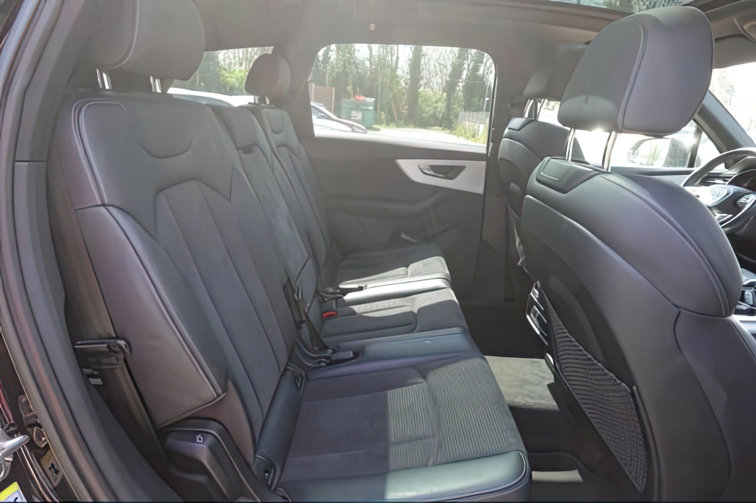 Audi Q7, 55TFSIe SLine Asistenti MATRIX - fotka 6