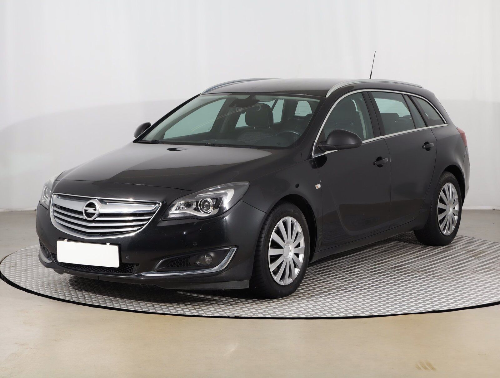 Opel Insignia, 2.0 CDTI, Xenony - fotka 2