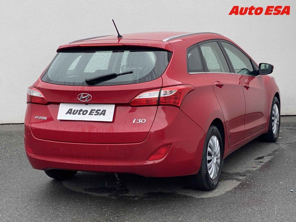 Hyundai i30, 1.6 CRDI - fotka 4