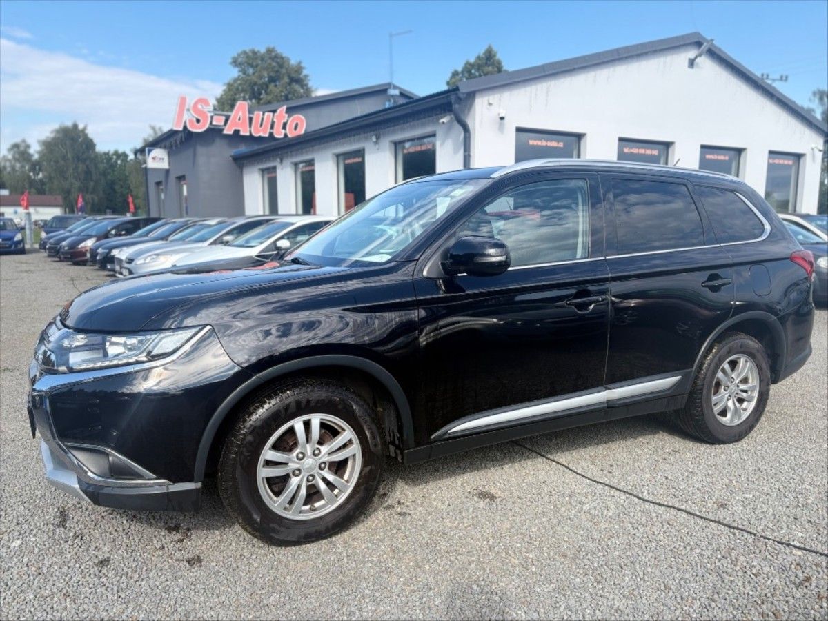 Mitsubishi Outlander, 2,3 INTENSE 2.2 DI-D   4WD