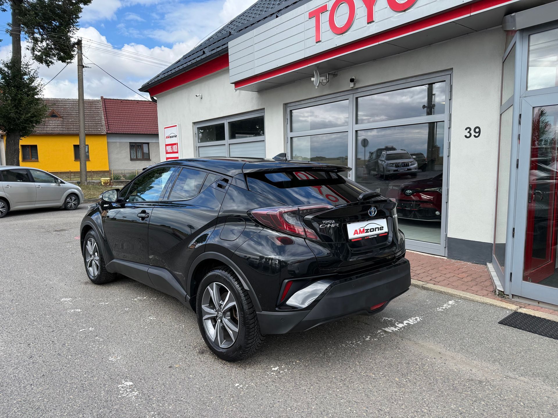 Toyota C-HR, 1.8 HSD Comfort Style - fotka 5