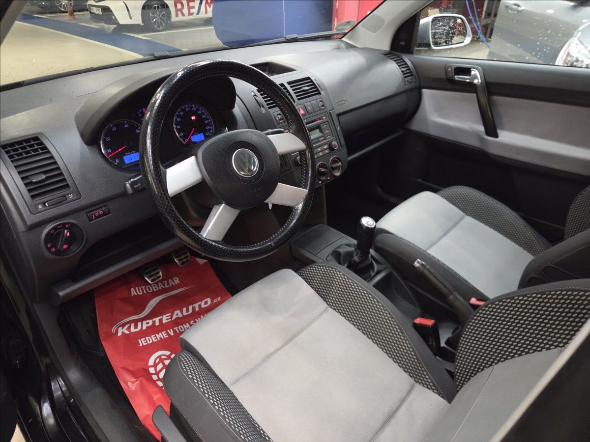 Volkswagen Polo, 1,4 Nové brzdy a pneu  cross p - fotka 5